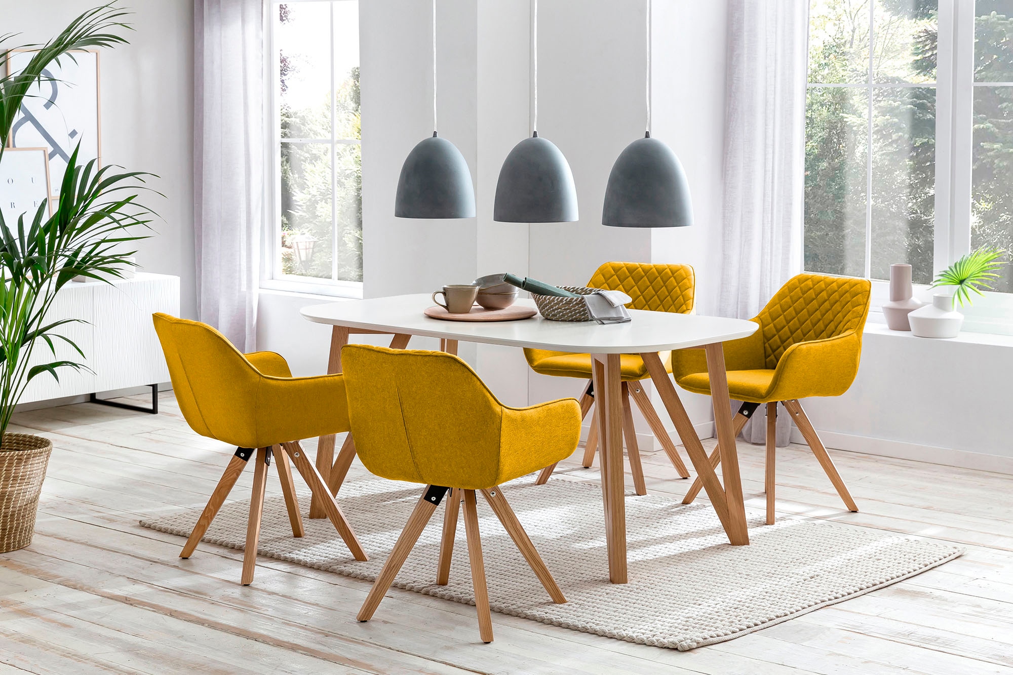 SalesFever Essgruppe, (Set, 5 tlg.), bestehend aus 4 modernen Polsterstühlen und einem 180 cm breitem Tisch