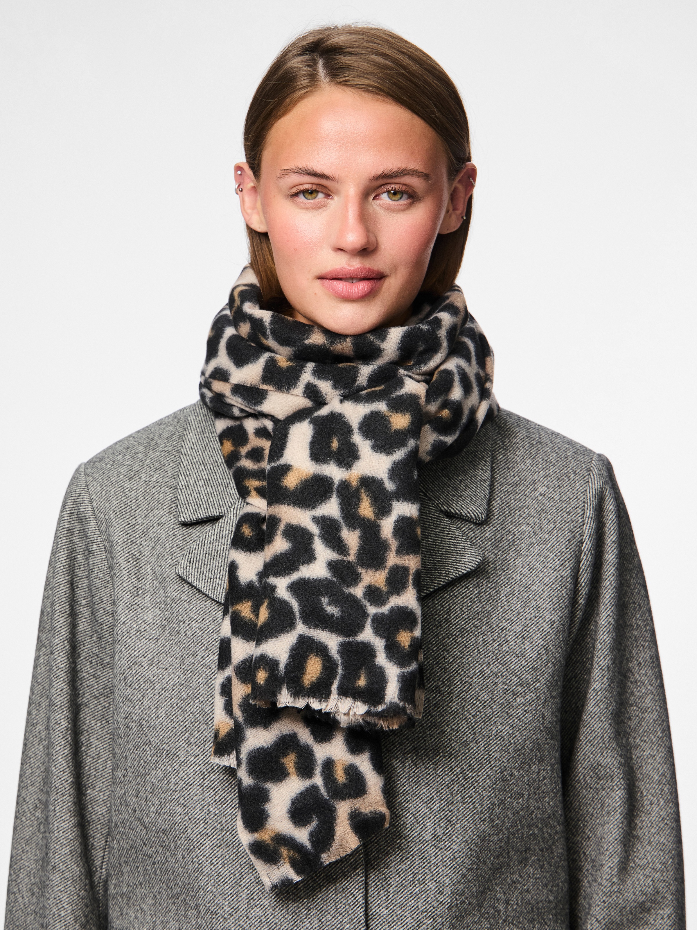 pieces Schal »PCJORNA LONG SCARF NOOS BC« Kunstfaser
