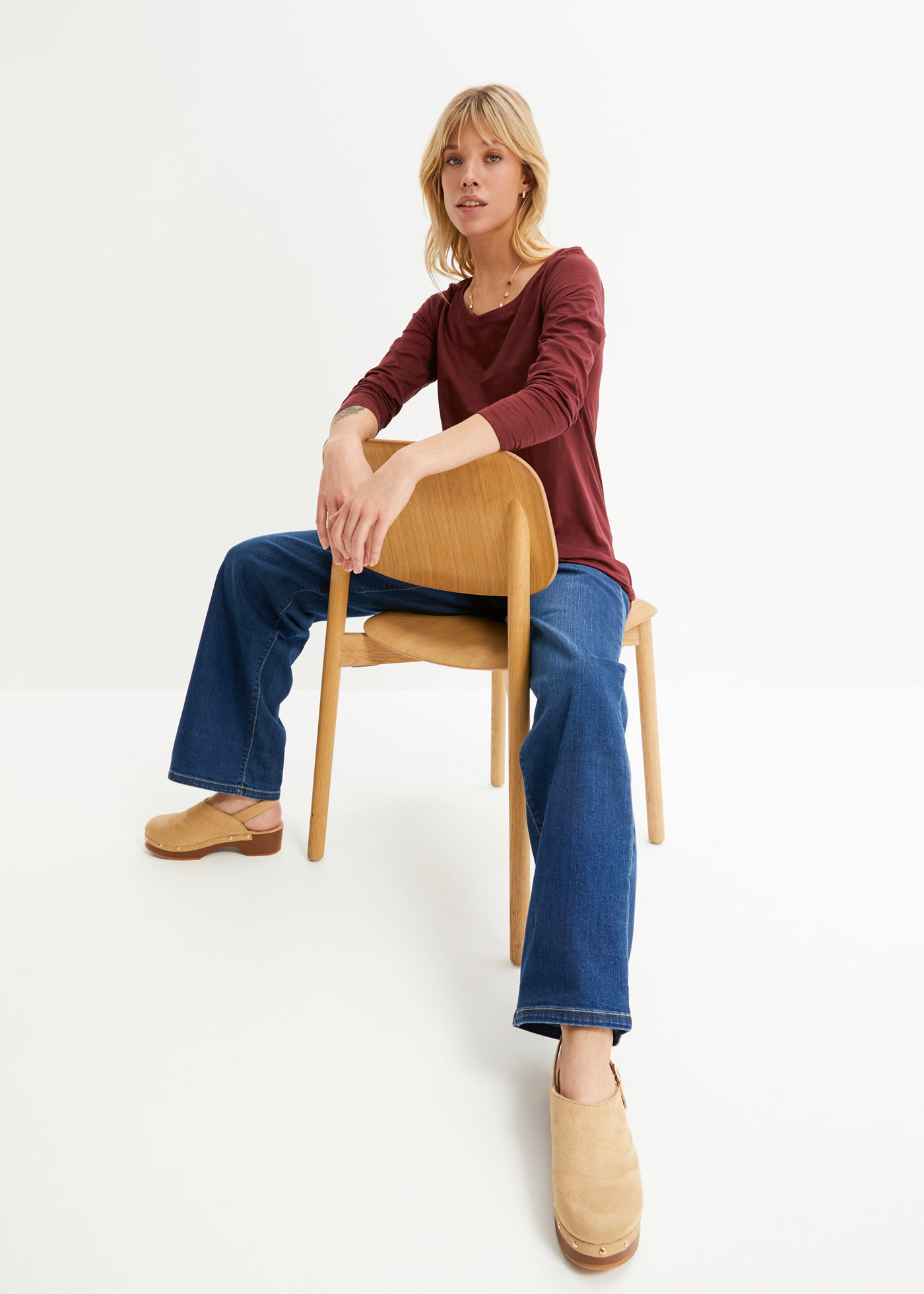 bonprix Langarmshirt »Langarmshirt aus reiner Baumwolle« lockere Passform, Langarm-Design, abgerundeter Saum, aus Baumwolle