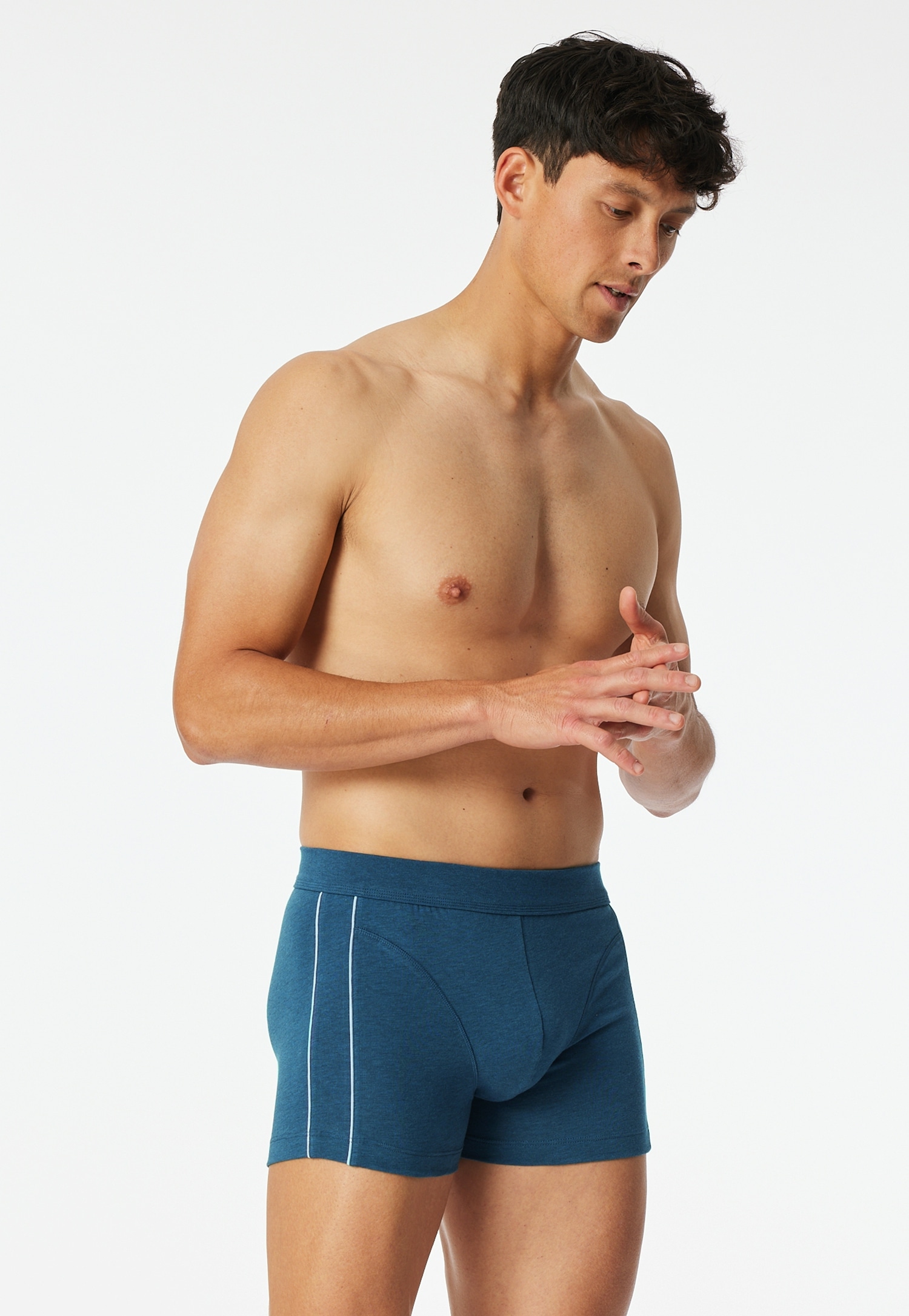 Schiesser Boxershorts »"Comfort Fit"«, (-), mit farblich abgesetzte Nähte an den Seiten