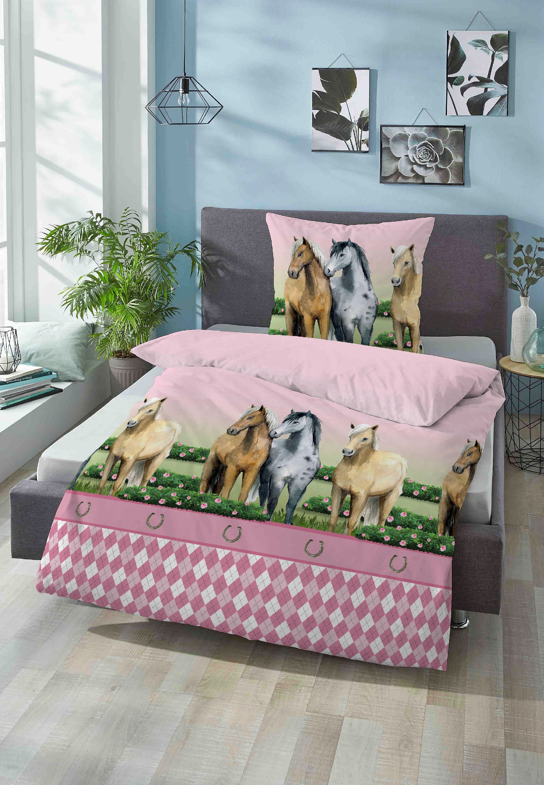 Biberna Kinderbettwäsche »Pferde«, 135/200+80/80 cm, atmungsaktiv, 100% Baumwolle, Reißverschluss