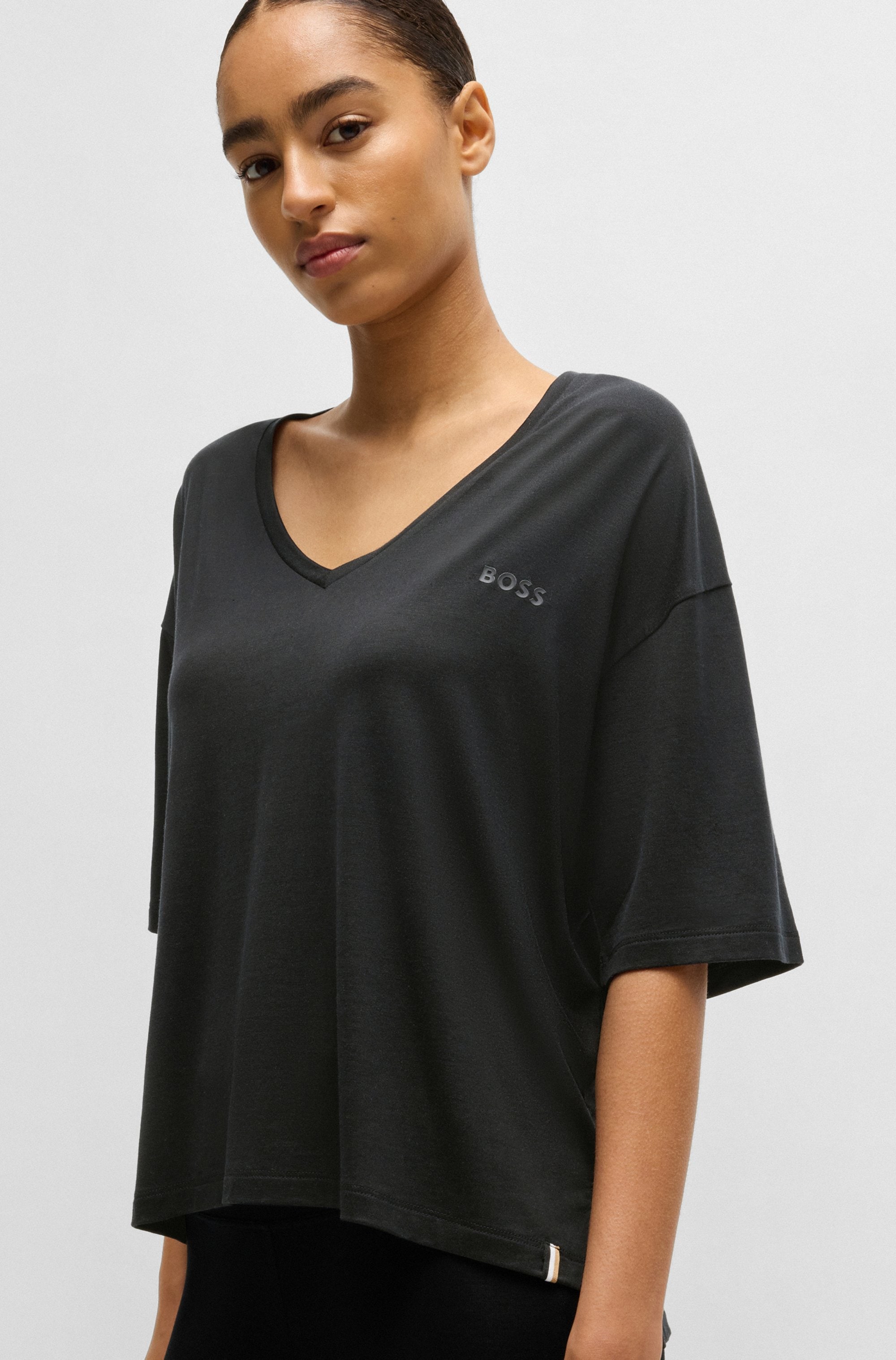 BOSS V-Shirt »CP Stripe_T-Shirt«, mit Ton-in-Ton Logo