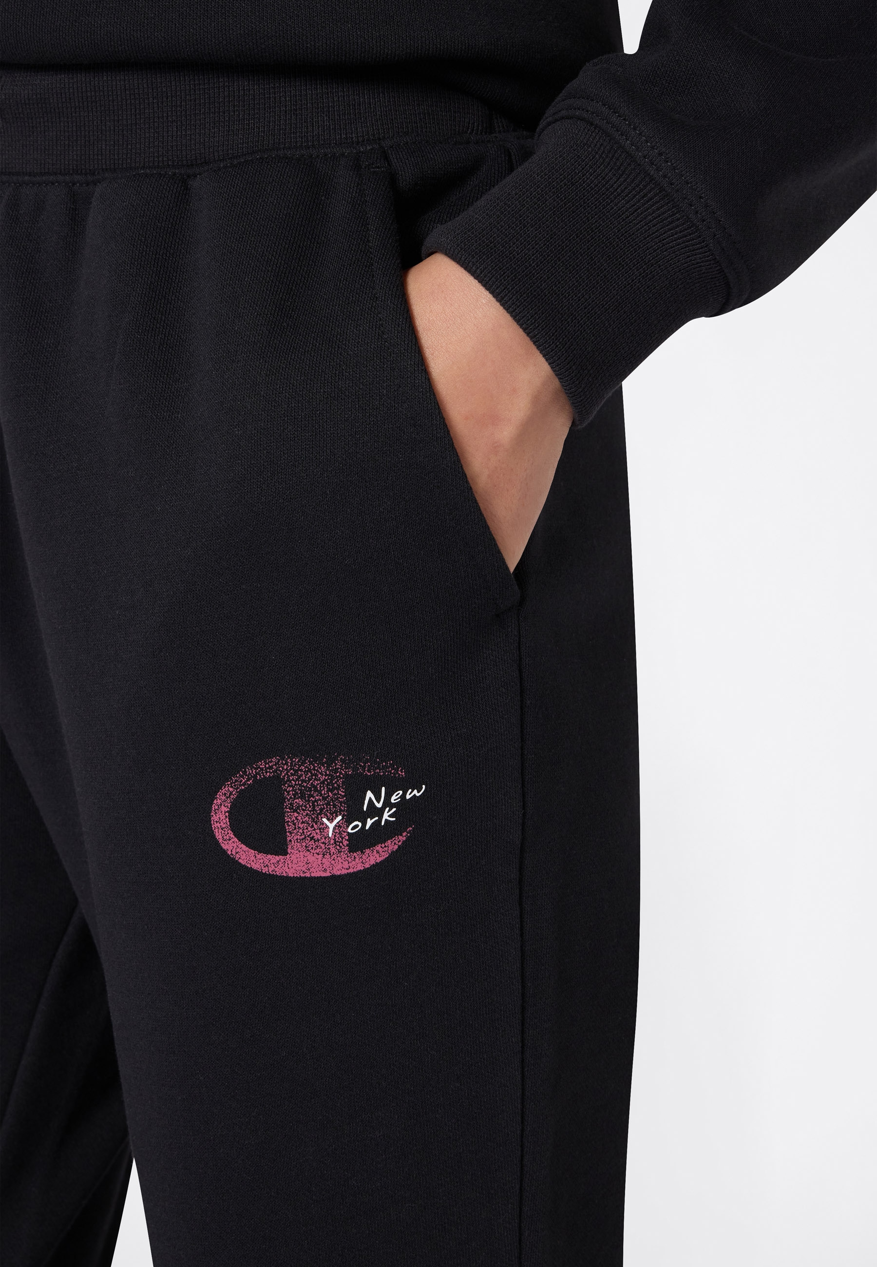 Champion Jogginghose »SPORTWEAR JOGGERS Slim Fit«  im Slim Fit, formstabile Qualität, aus Baumwolle und Polyester