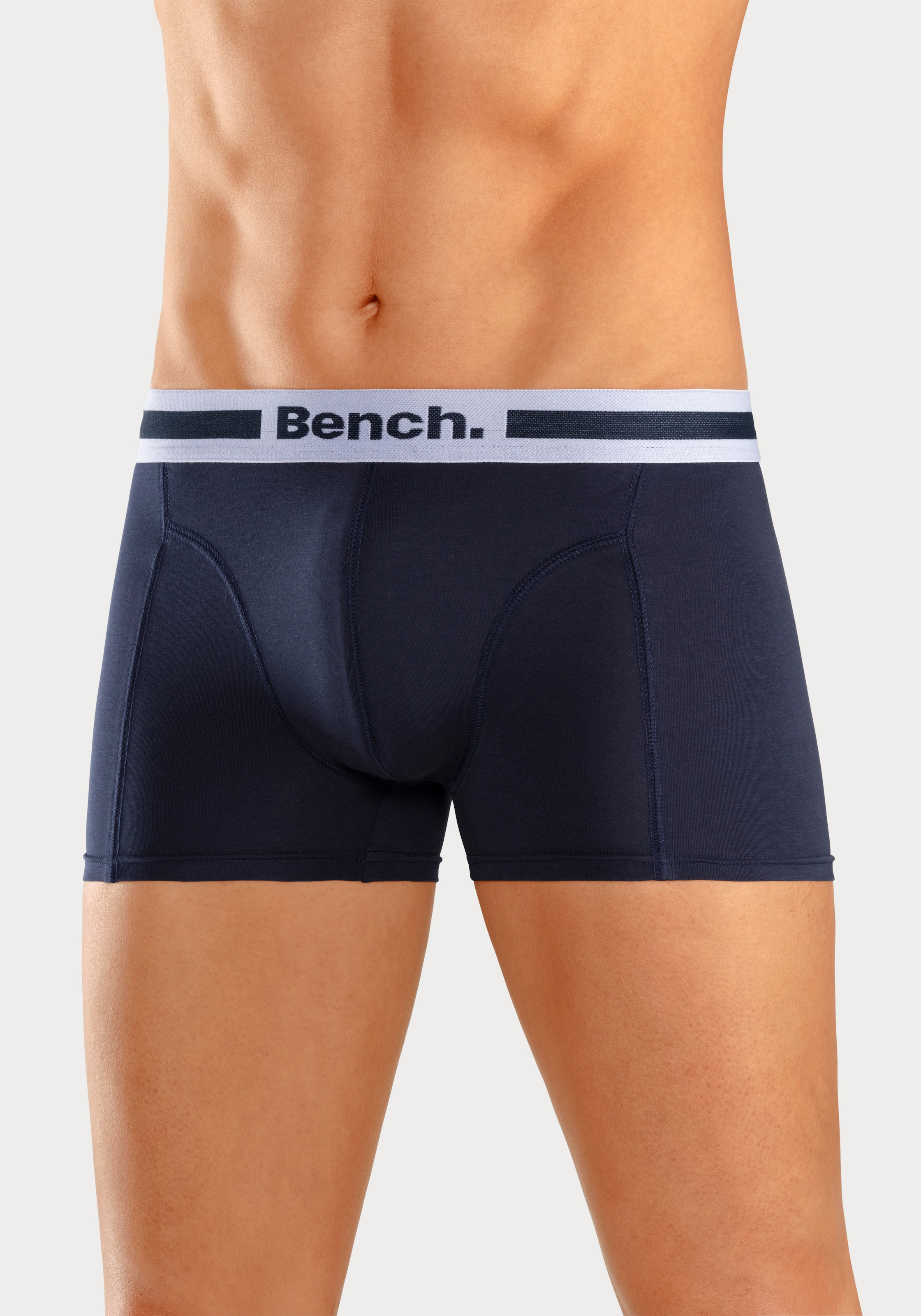 Bench. Boxer »Boxershorts für Herren«, (Packung, 4 St.), mit Overlock-Nähten vorn