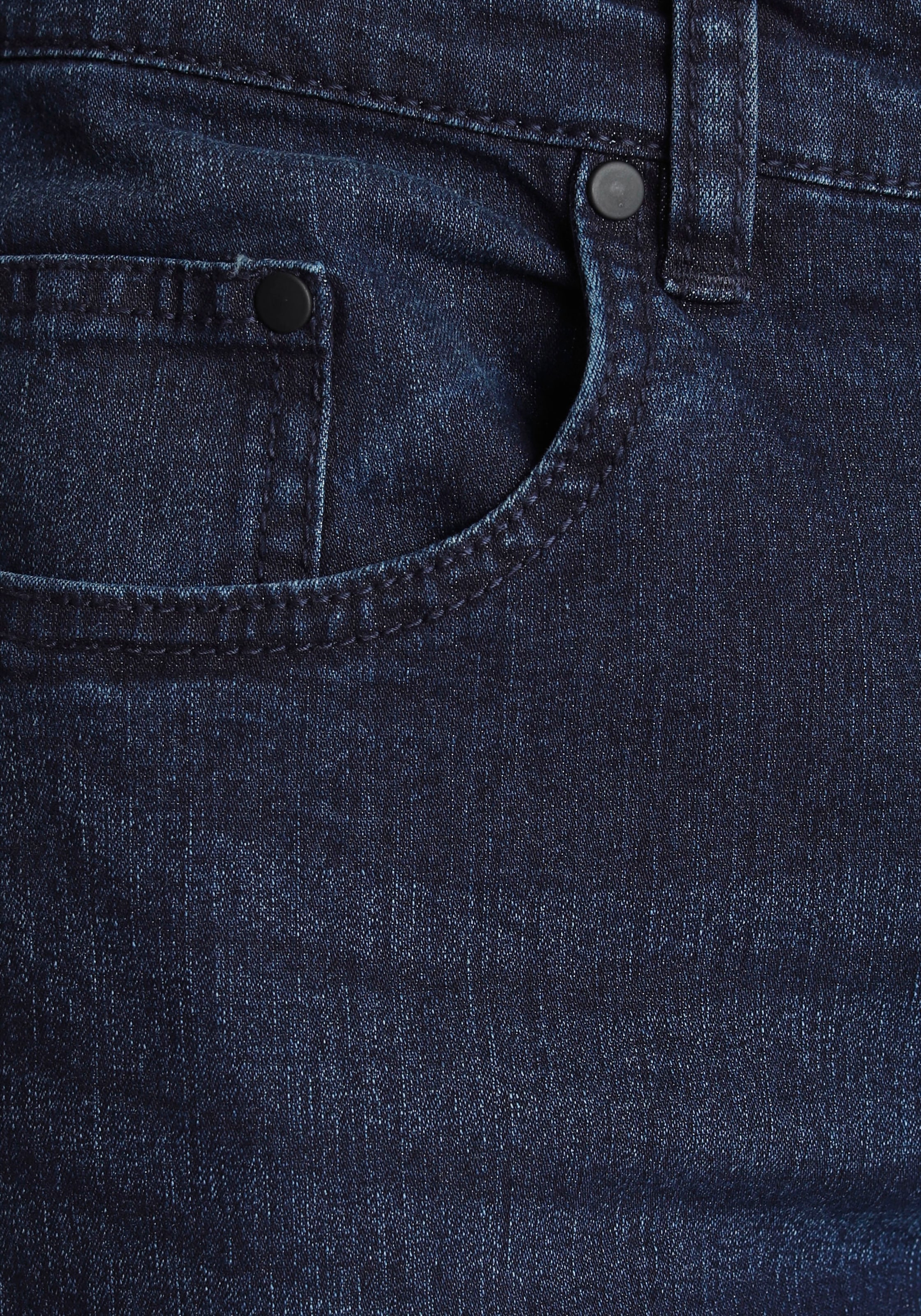 AJC Straight-Jeans, mit leichter Waschung