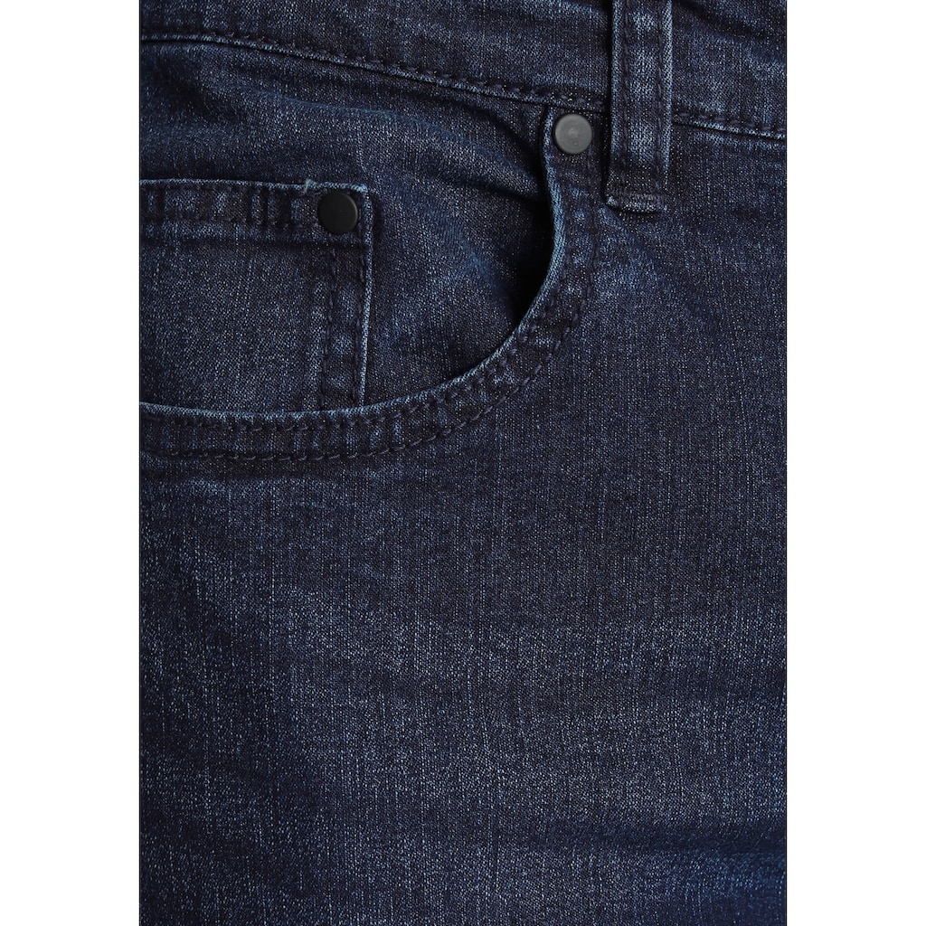 AJC Straight-Jeans, mit leichter Waschung