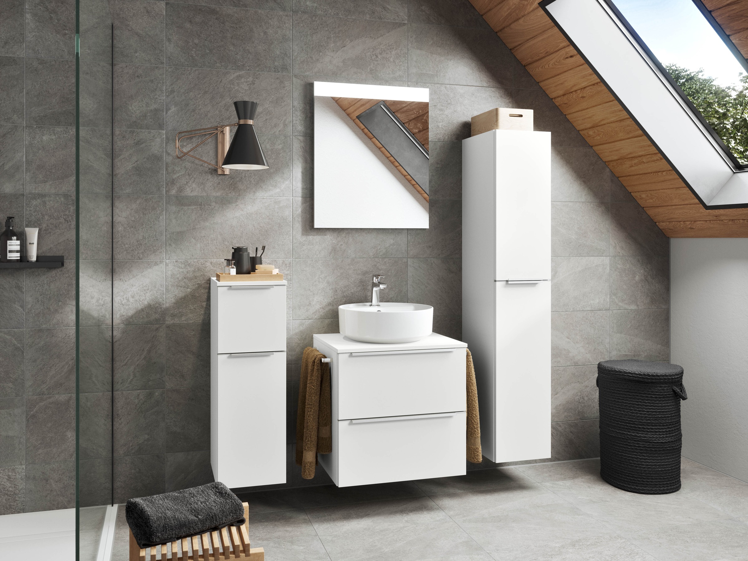 nobilia® Badmöbel-Set »Alvene«, (4 St., vormontiert, mit Soft-Close), inkl. Spiegel mit Touch-Sensor, in vier Breiten
