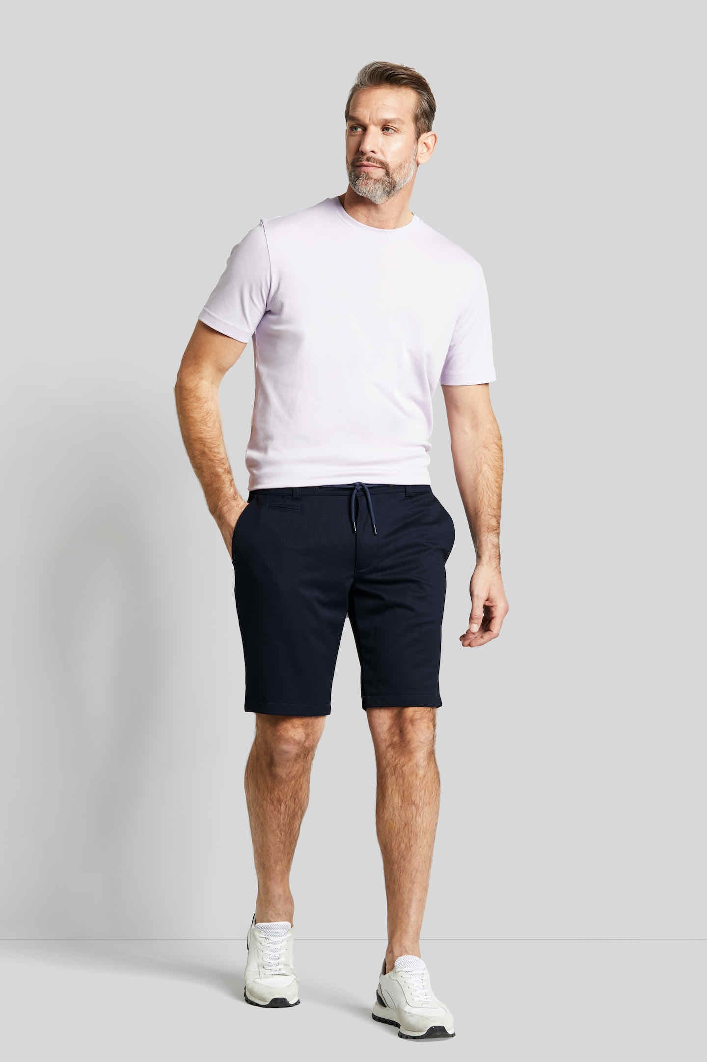 4. Bild von bugatti Bermudas, im lässigen Look