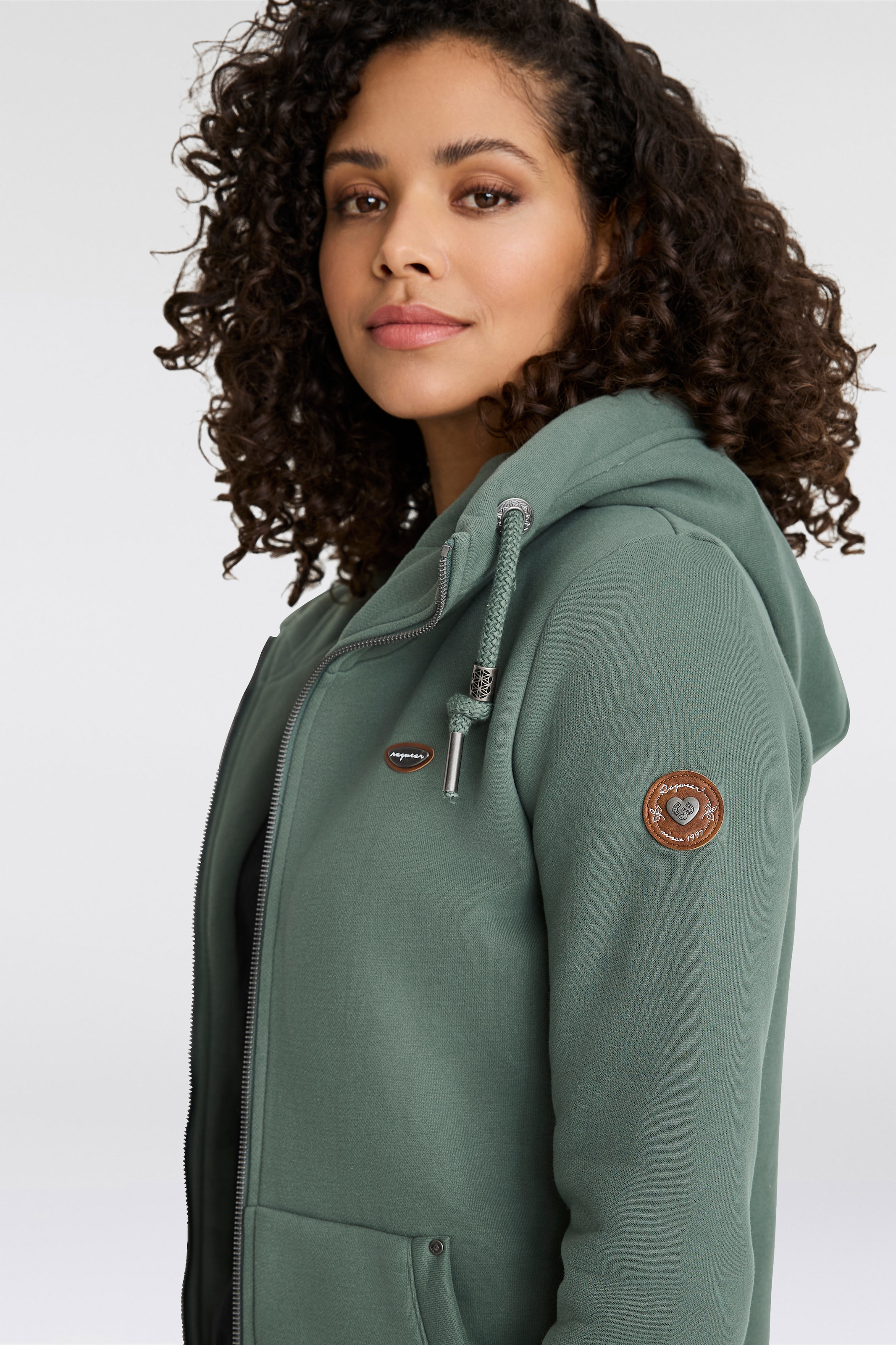 Ragwear Sweatjacke »NESKA ZIP O«, mit extra breiten Bündchen