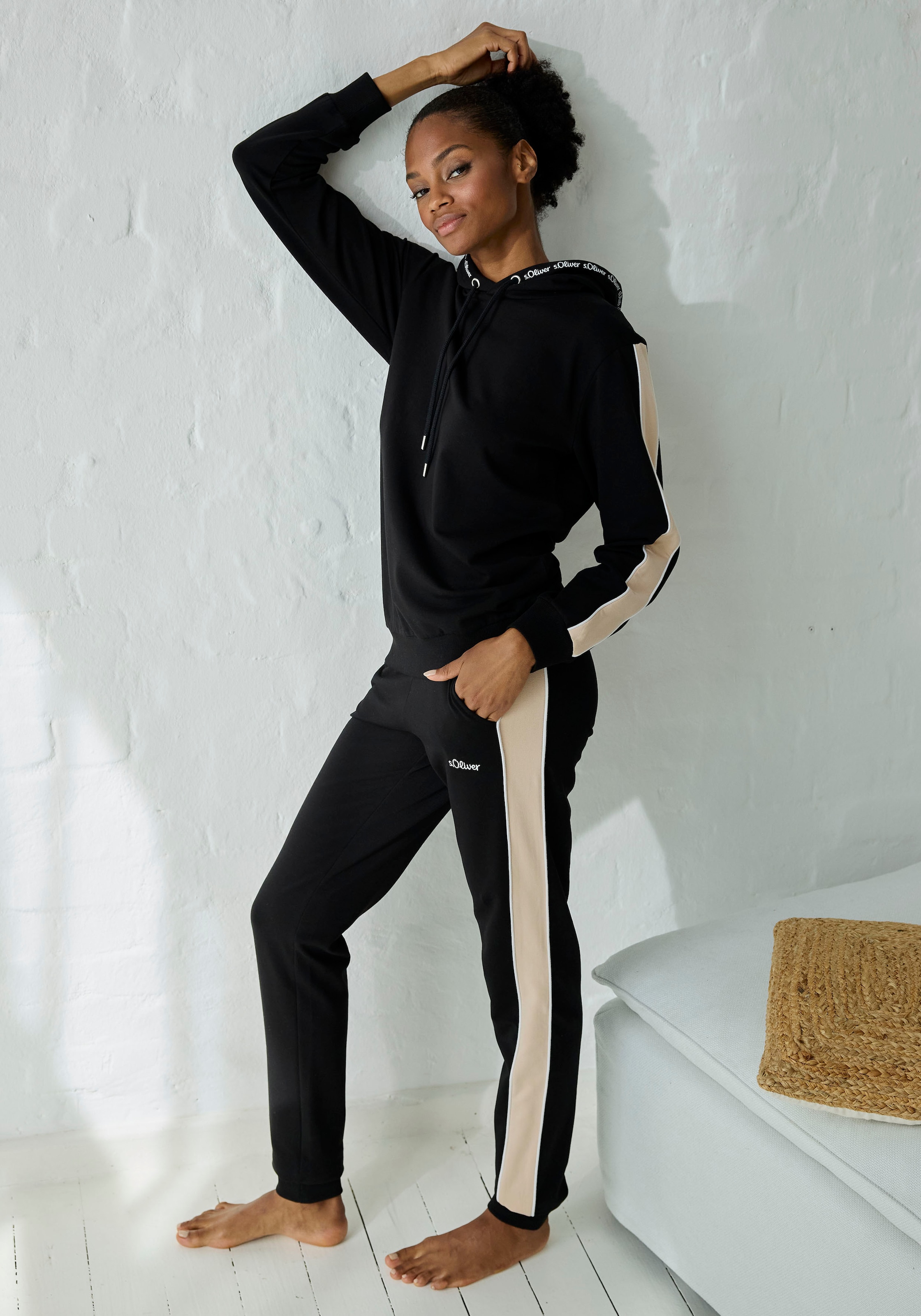 s.Oliver Hoodie, mit Kontrast Einsätzen, Loungewear