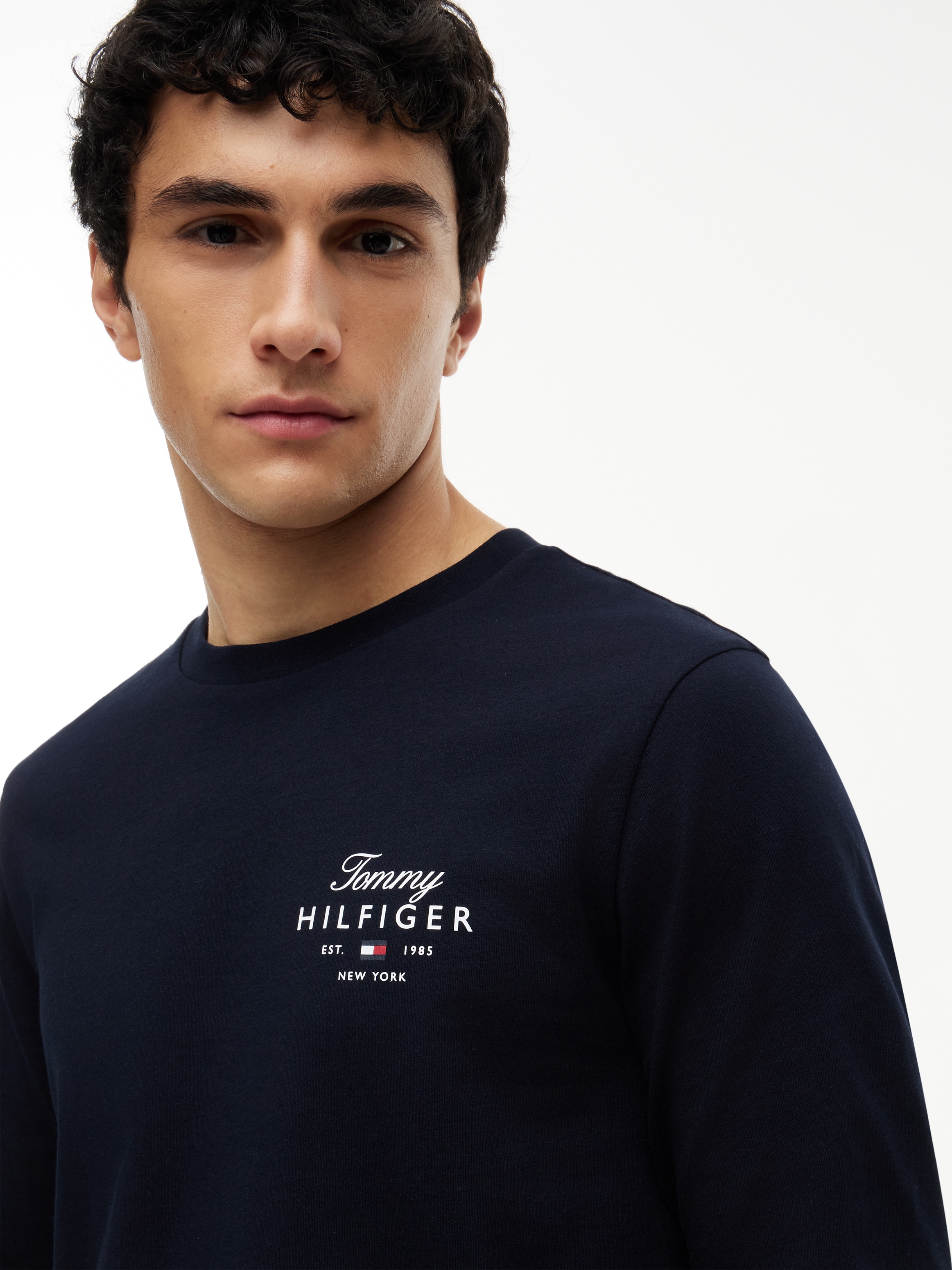 Tommy Hilfiger Langarmshirt »SCRIPT STACK LS REGULAR TEE«
