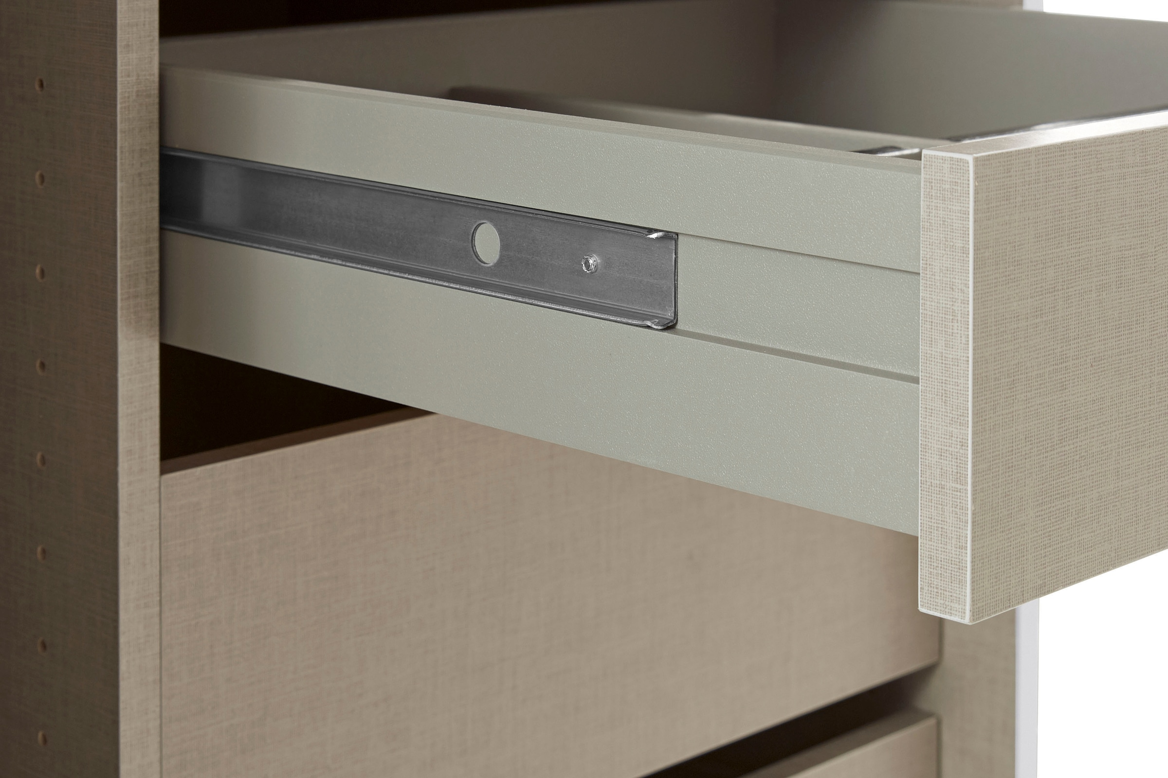 rauch Schwebetürenschrank »Kleiderschrank Schrank Garderobe TOPSELLER OTELI inkl. Inneneinteilung«, mit 3 Innenschubladen sowie zusätzlichen Einlegeböden MADE IN GERMANY
