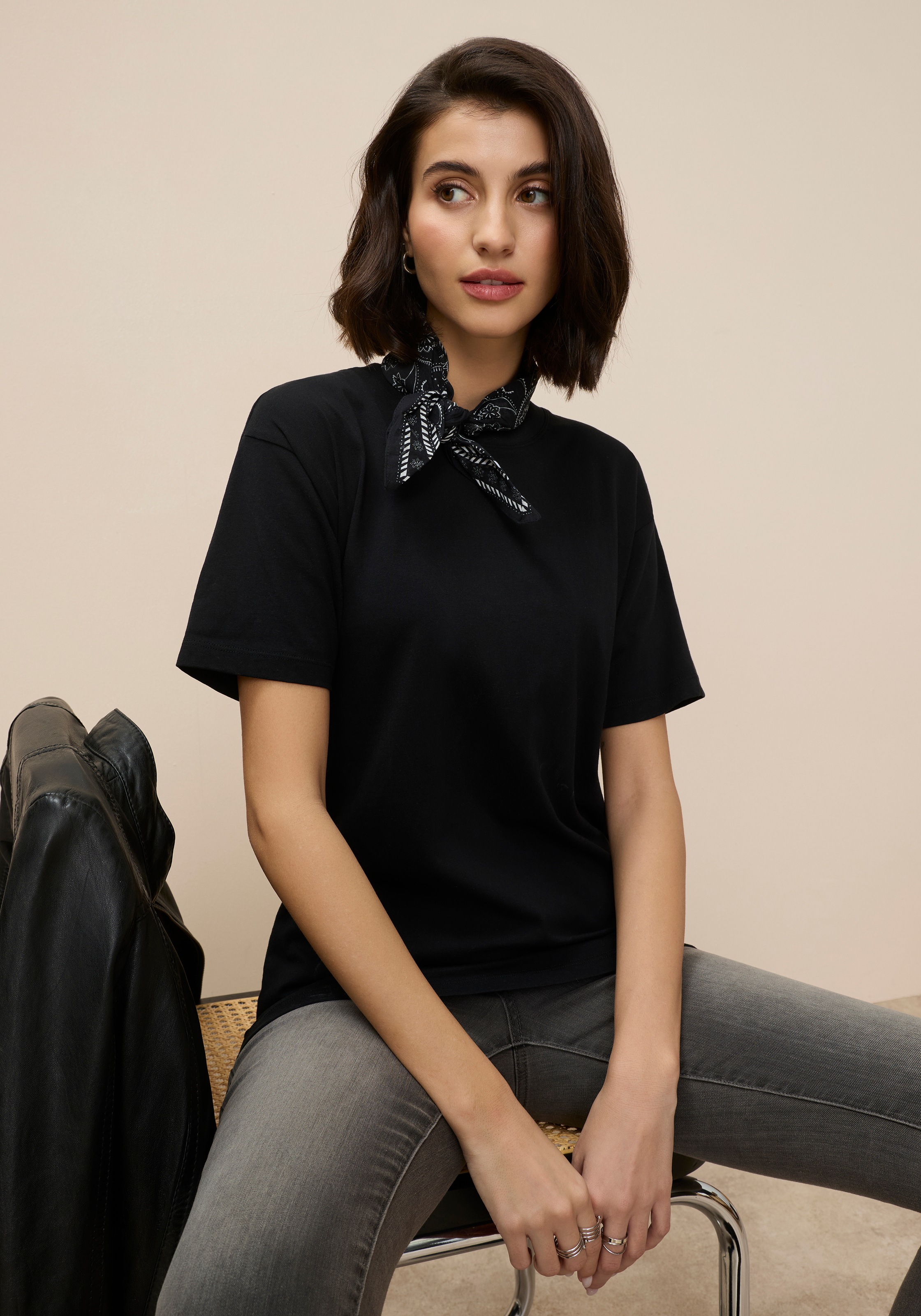 Tamaris Oversize-Shirt in Longform mit abgerundetem Saum