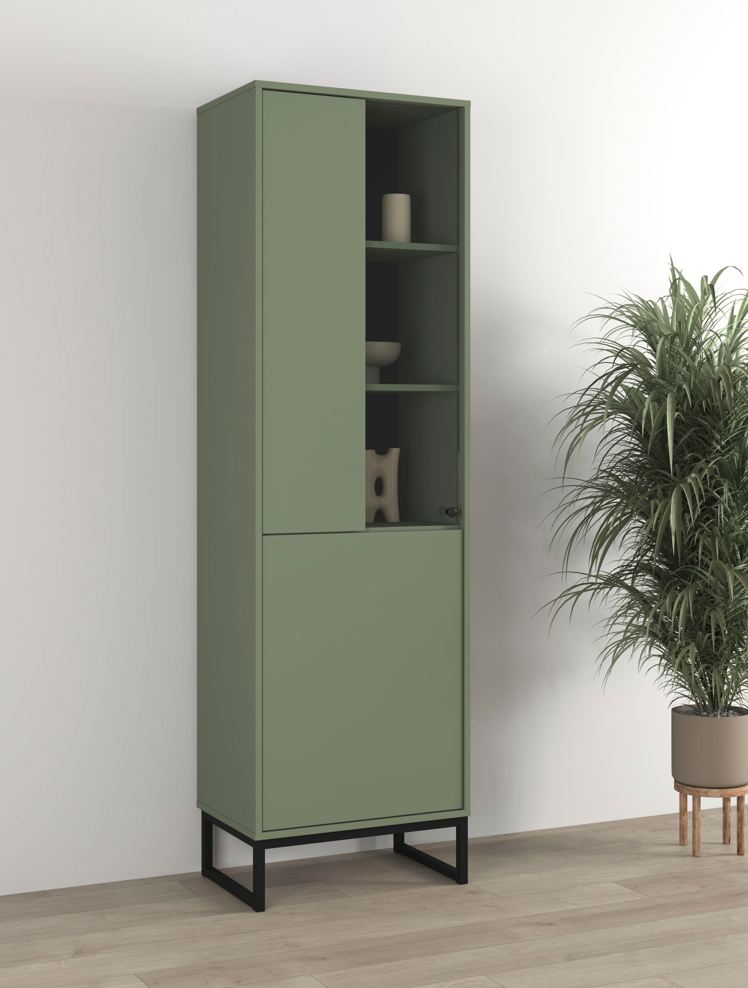 OTTO home Vitrine »Loft, Höhe 180 cm, moderne Standvitrine mit 2 Türen, Metallkufen« Hochschrank mit viel Stauraum, Glastür und verstellbaren Einlegeböden