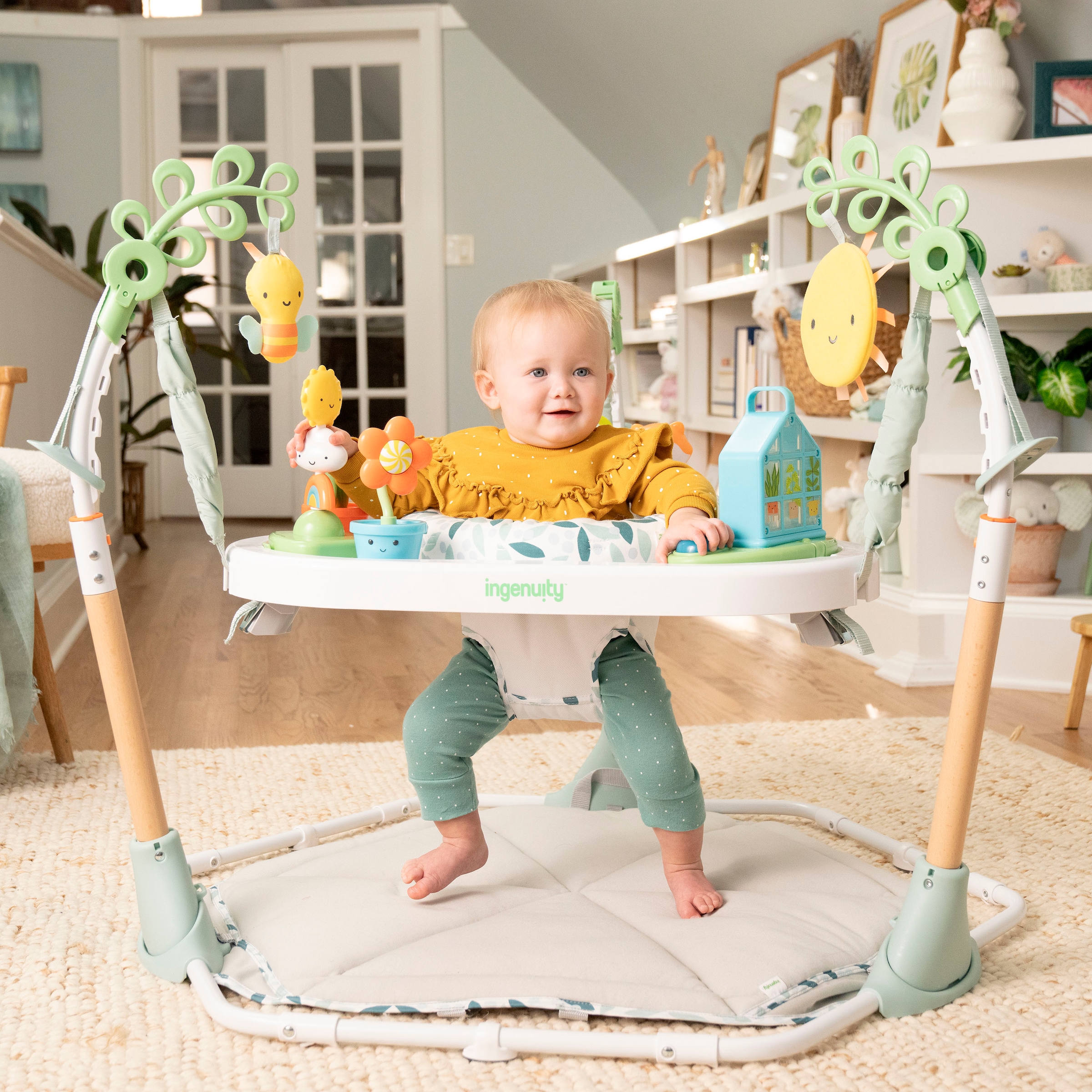 ingenuity Spielcenter »Tummy to Toes™ 6-in-1 Milestones Center«, mit Licht und Sound