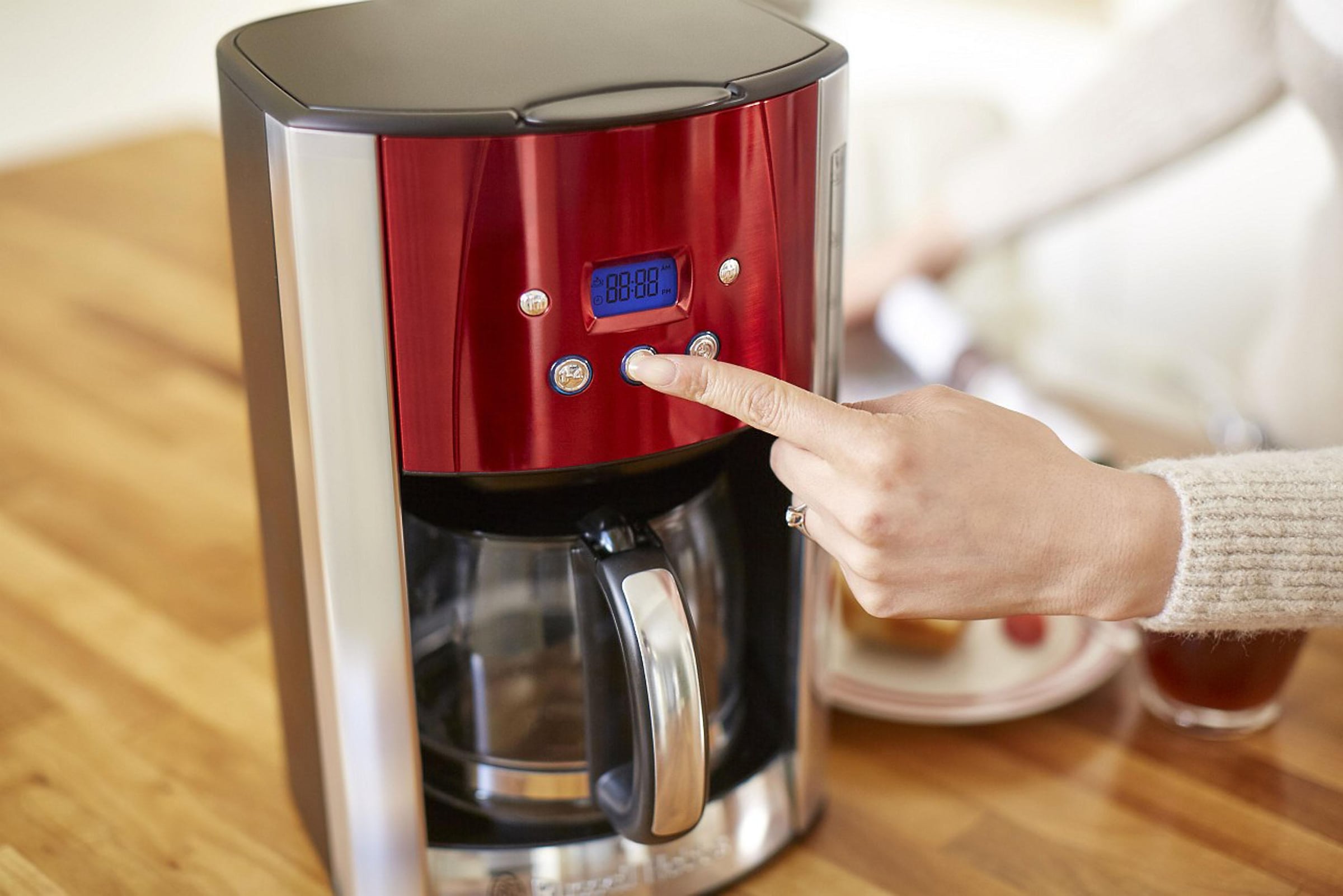 RUSSELL HOBBS Filterkaffeemaschine »Luna Moonlight Grey 23241-56«, 1,5 l Kaffeekanne, Papierfilter, 1x4, mit fingerabdruckresistenter Lackierung