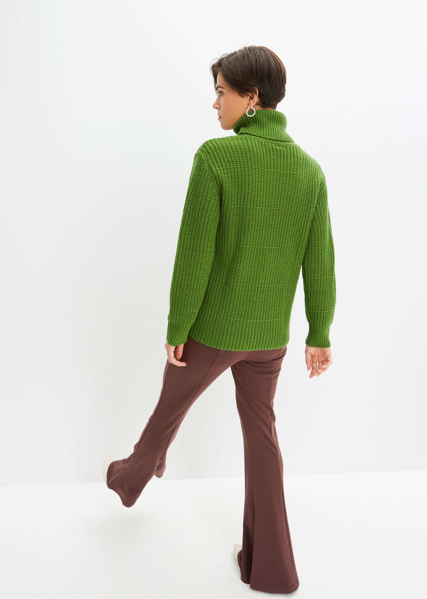 bonprix Rollkragenpullover in Rippstrick-Qualität, für kühle Tage, lässige Passform