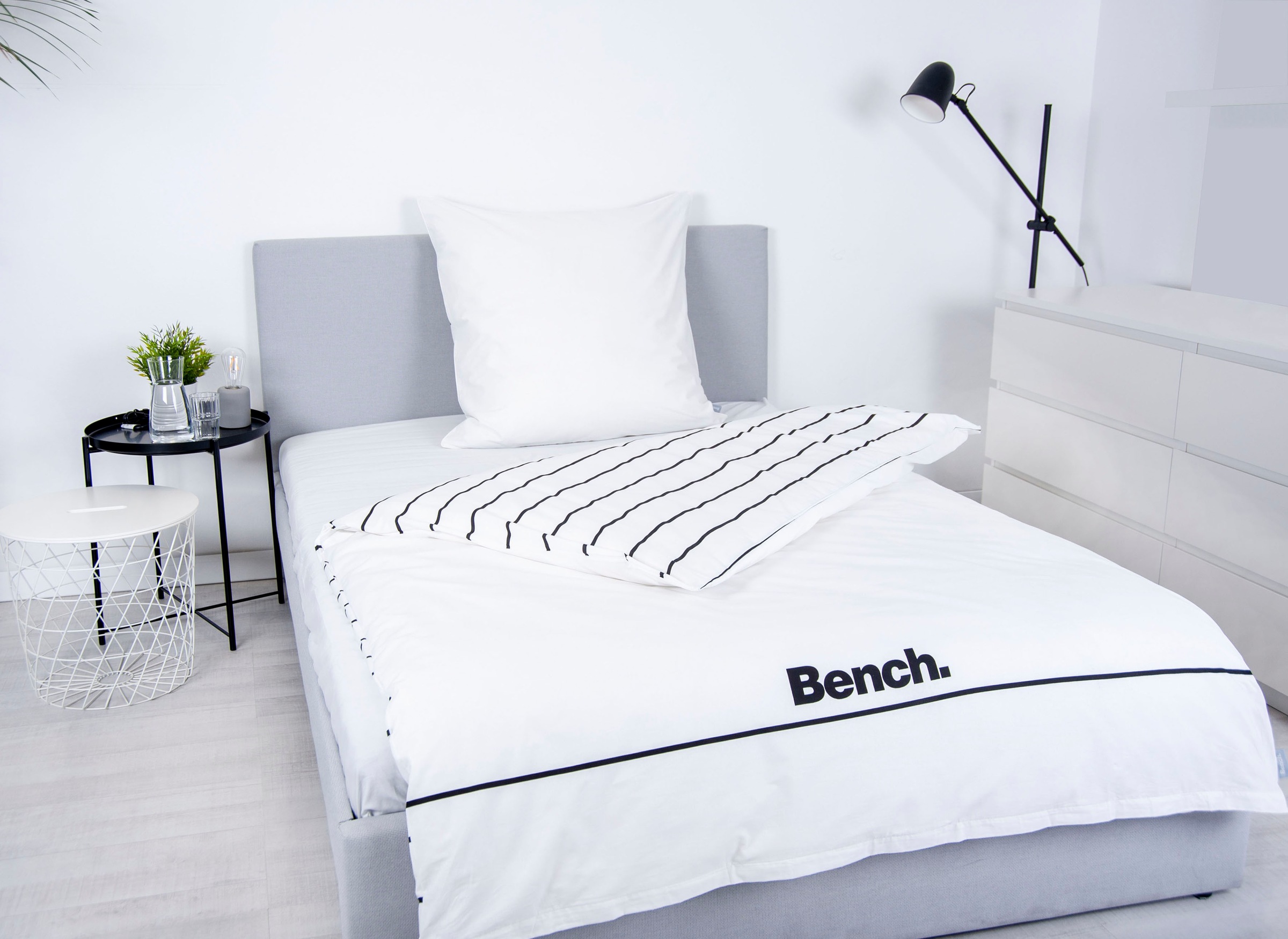Bench. Wendebettwäsche »Bench«, Kissenbezug mit dekorativer Paspel