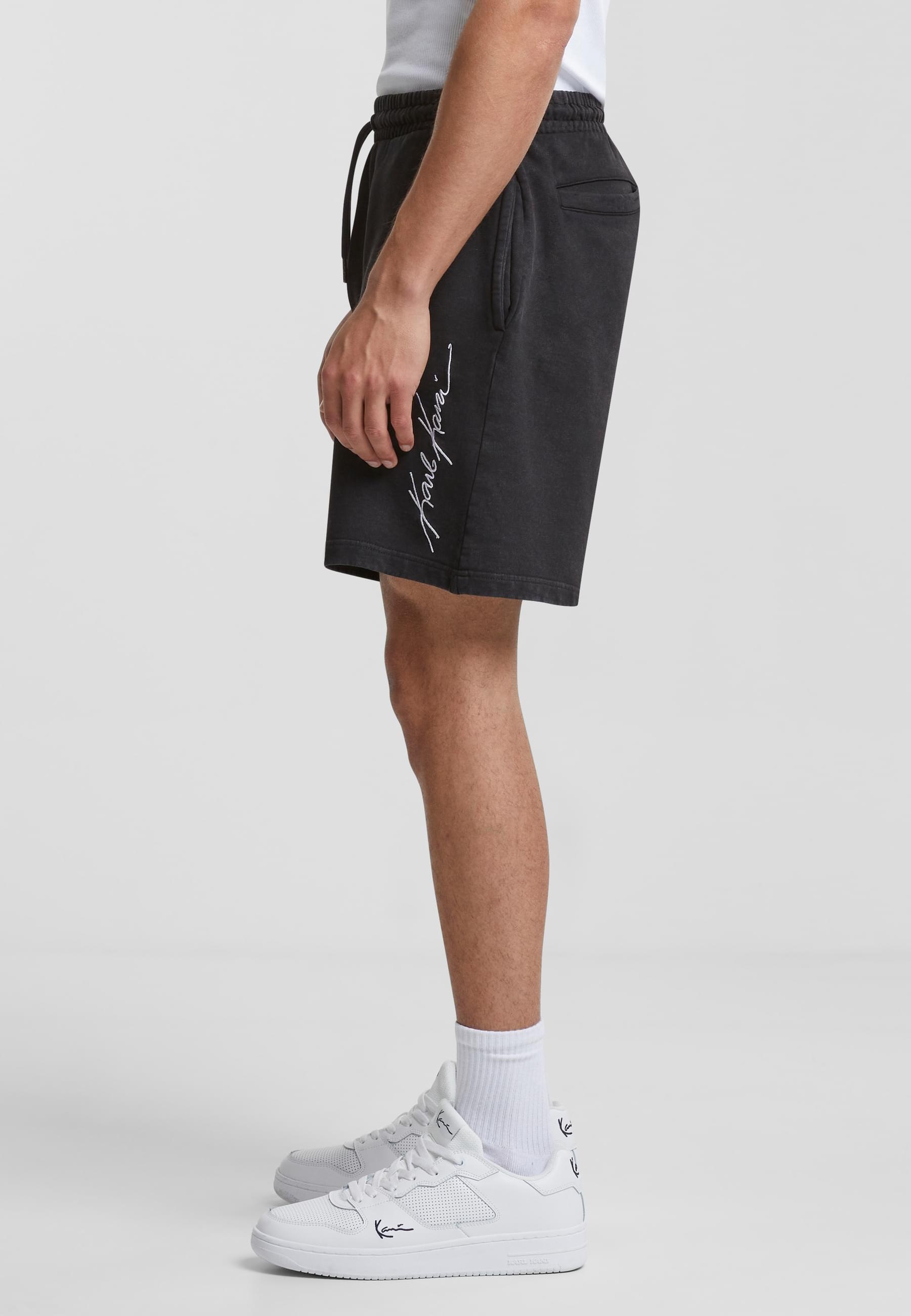 Karl Kani Sweatshorts »Karl Kani KM242-049-1 Autograph Washed Sweatshorts«