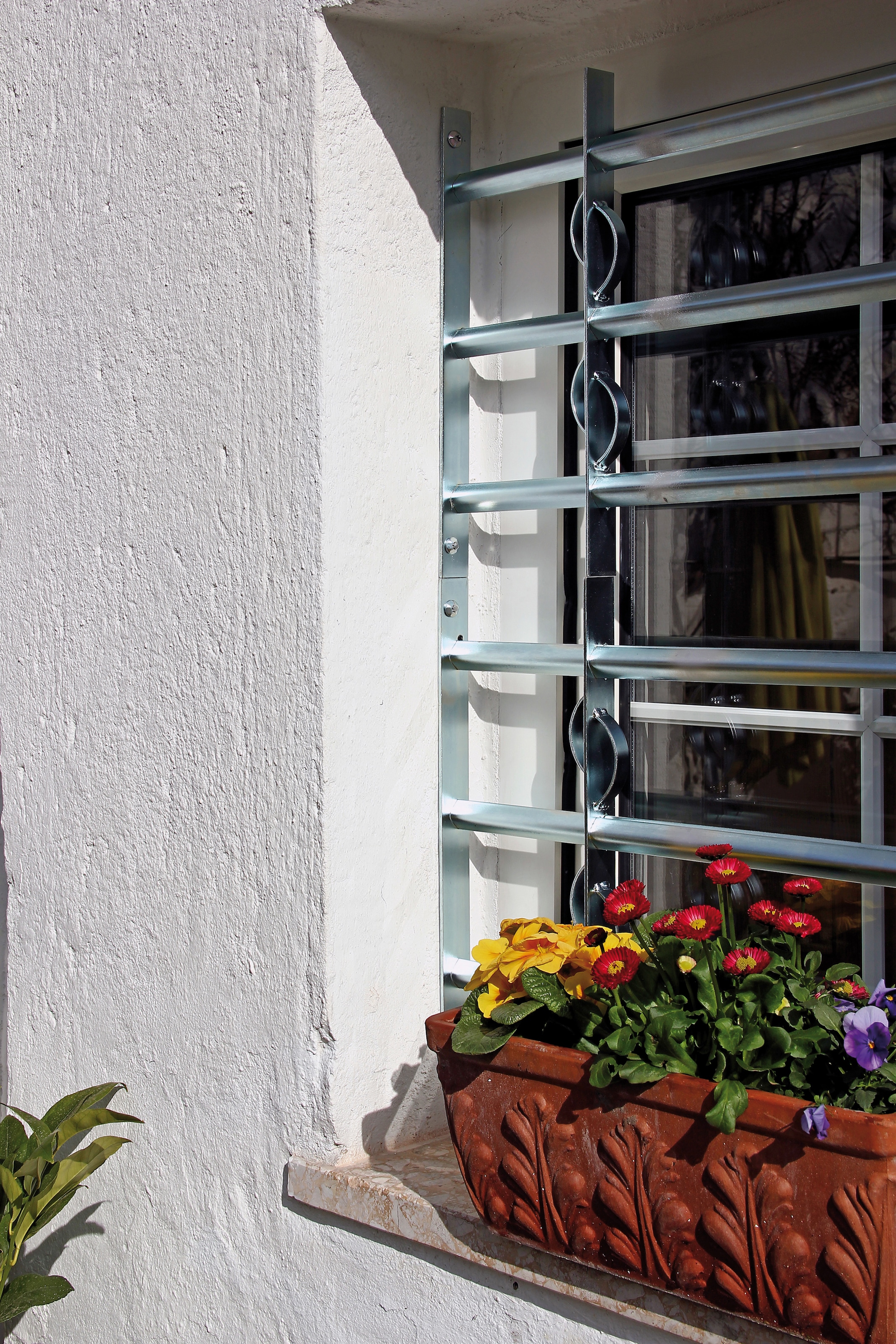 Alberts Fensterschutzgitter »Secorino Style« Breite ausziehbar 50-65 cm, versch. Höhen