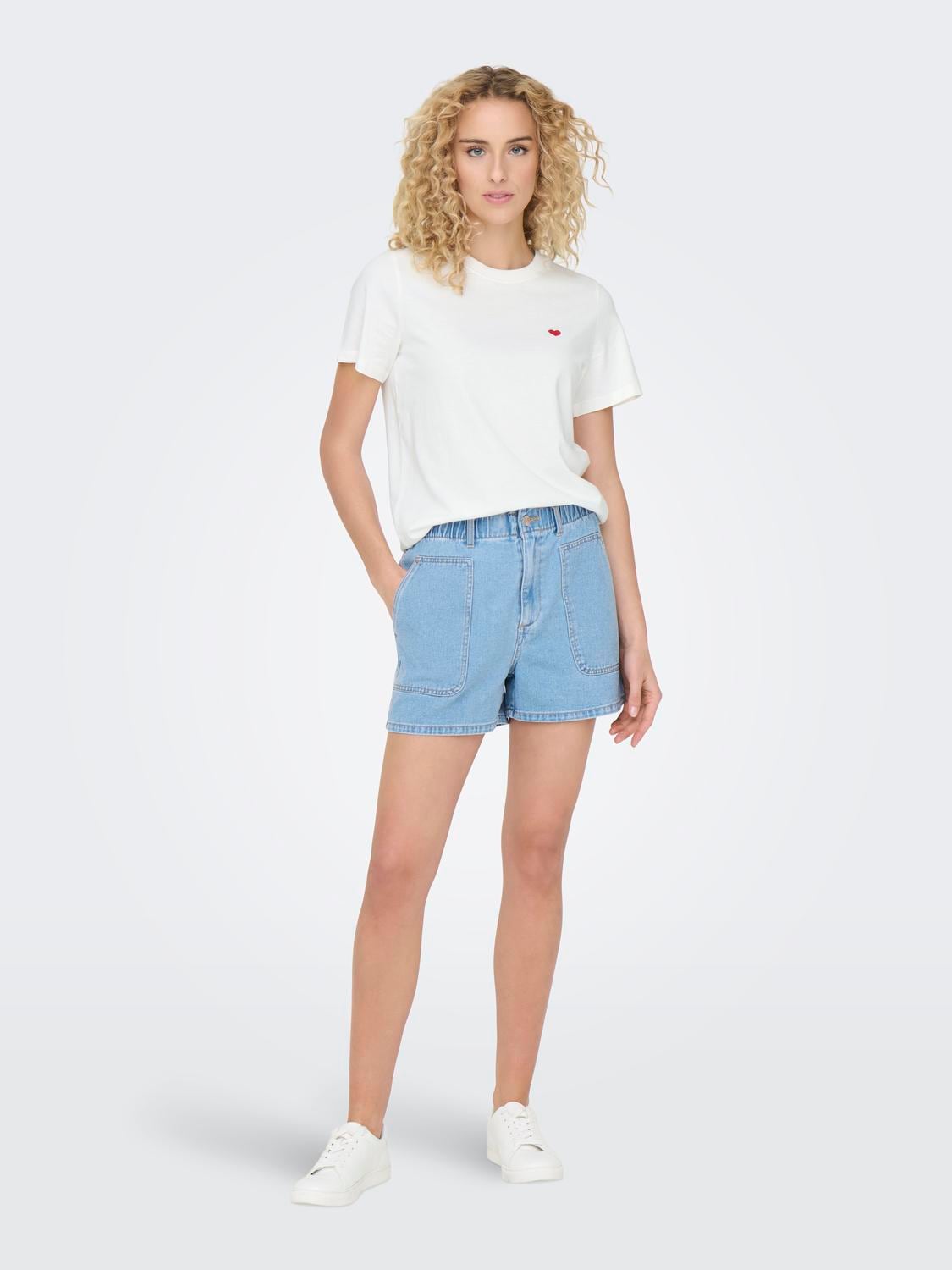 JDY Kurzarmshirt »JDYPISA S/S PRINT TOP JRS NOOS«, mit Herz Stickerei