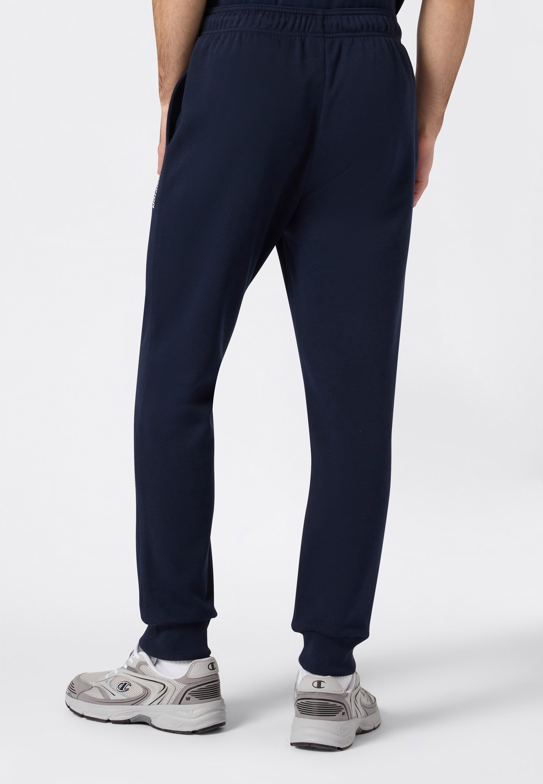 Champion Jogginghose »Graphic Rib Cuff Pants«  Jogginghose für Erwachsene, aus Baumwolle und Polyester