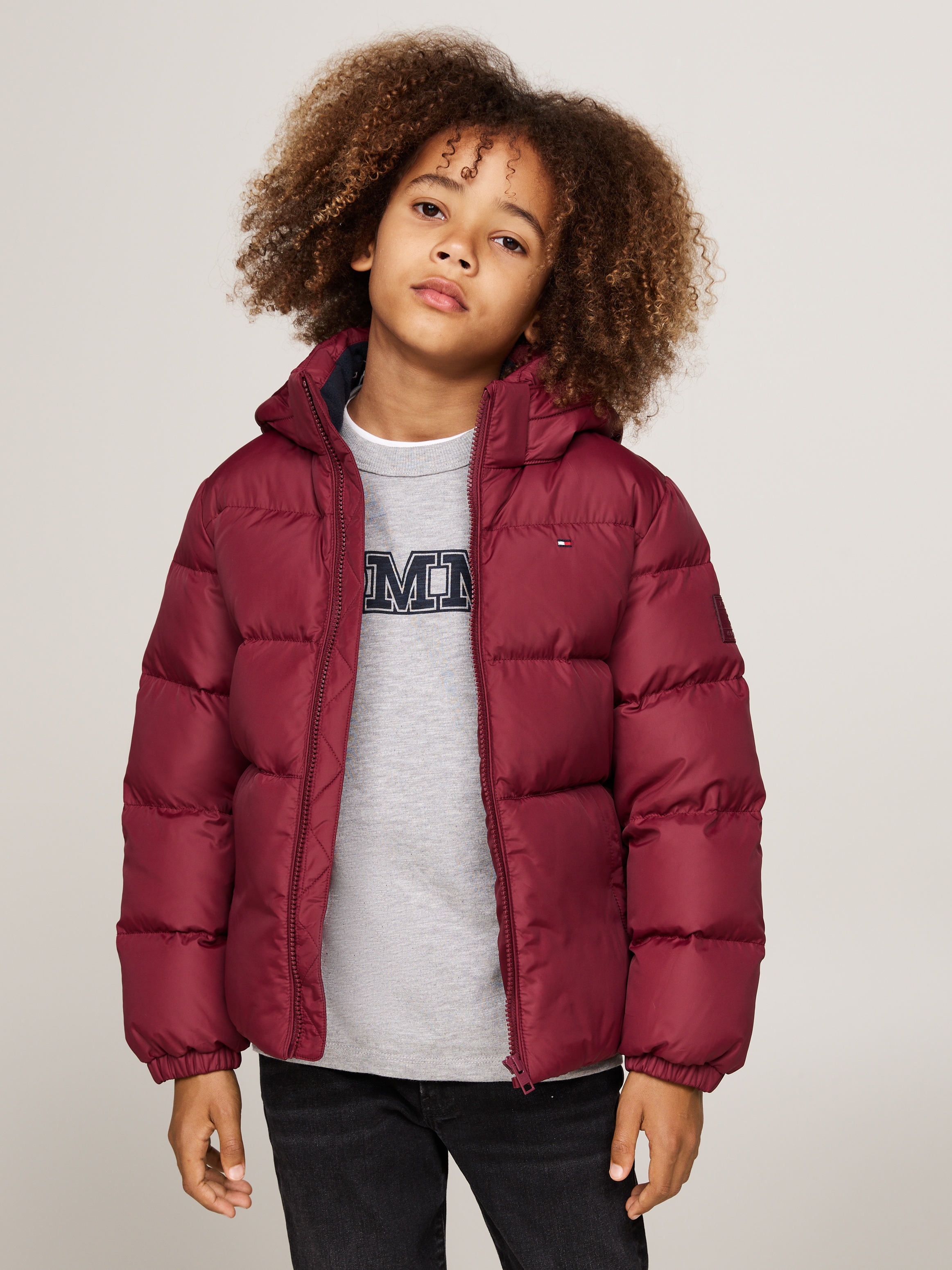 Tommy Hilfiger Daunenjacke »ESSENTIAL DOWN JACKET«, mit Kapuze, mit Logo-Patch