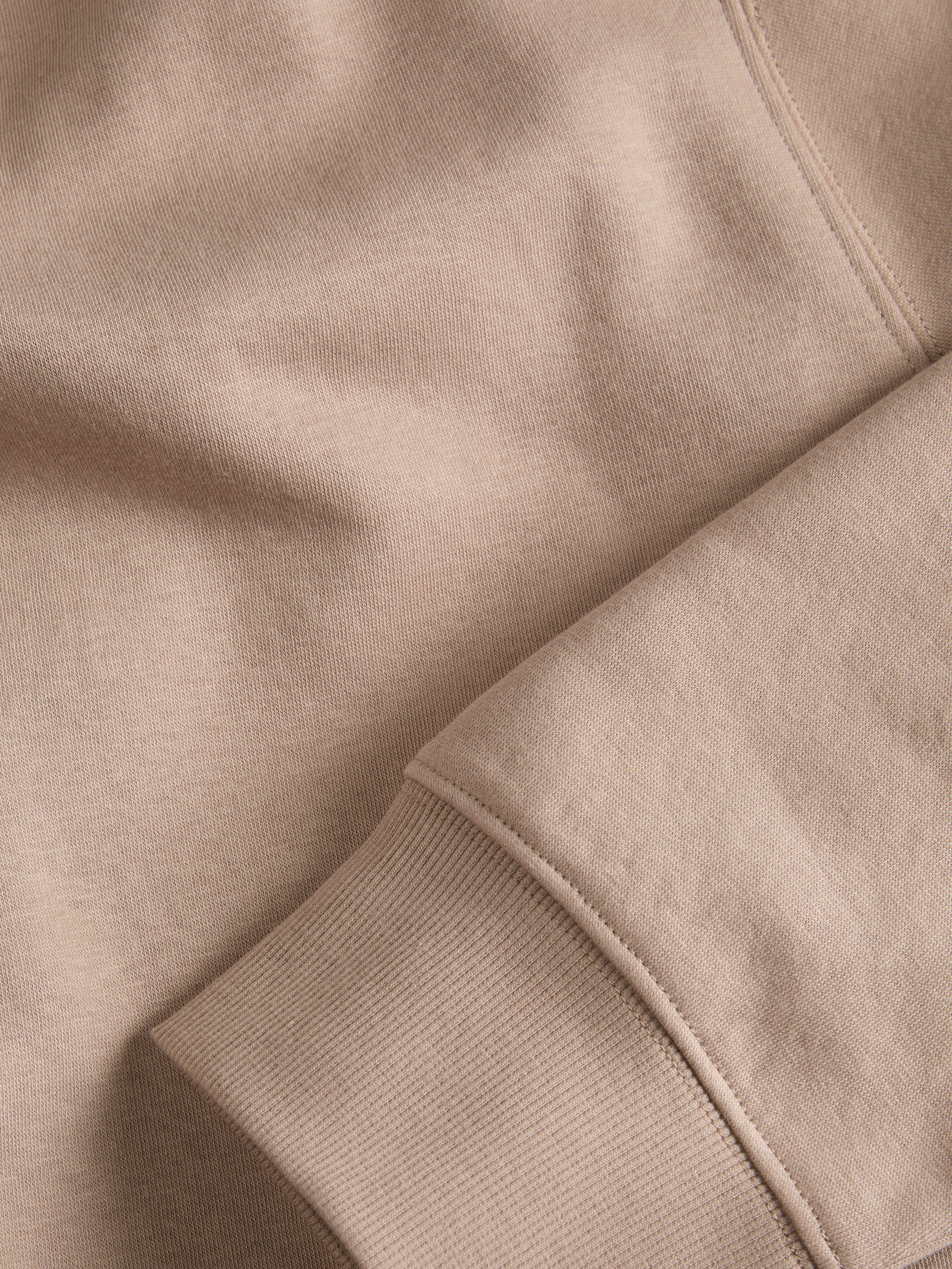 Jack & Jones Sweatshirt »JJESTAR BASIC SWEAT CREW NECK NOOS«, mit Rundhalsausschnitt
