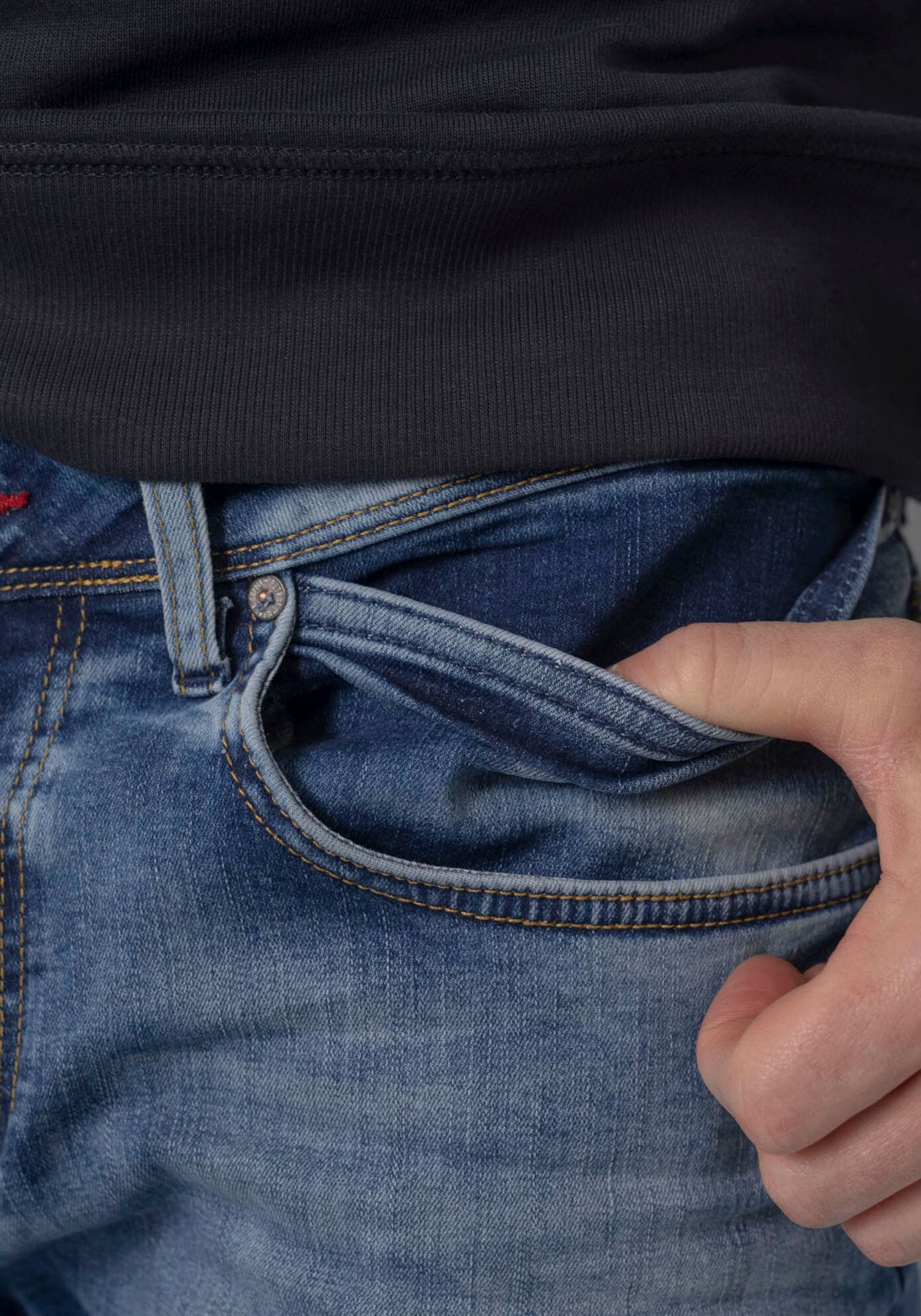 Petrol Industries Regular-fit-Jeans »RUSSEL«, mit Fade-out Effekten