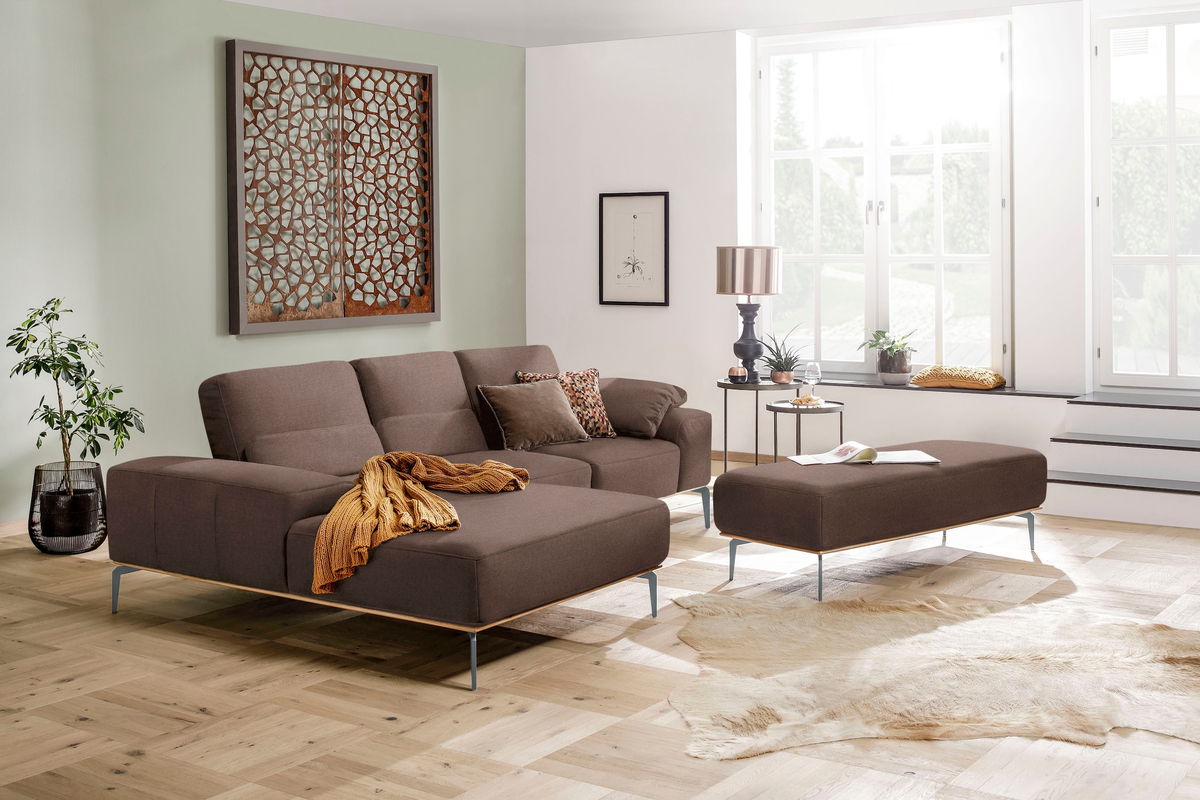 W.SCHILLIG Ecksofa »run, Designsofa mit tollem Sitzkomfort, bequem, L-Form«, mit elegantem Holzsockel, Füße in Silber matt, Breite 279 cm