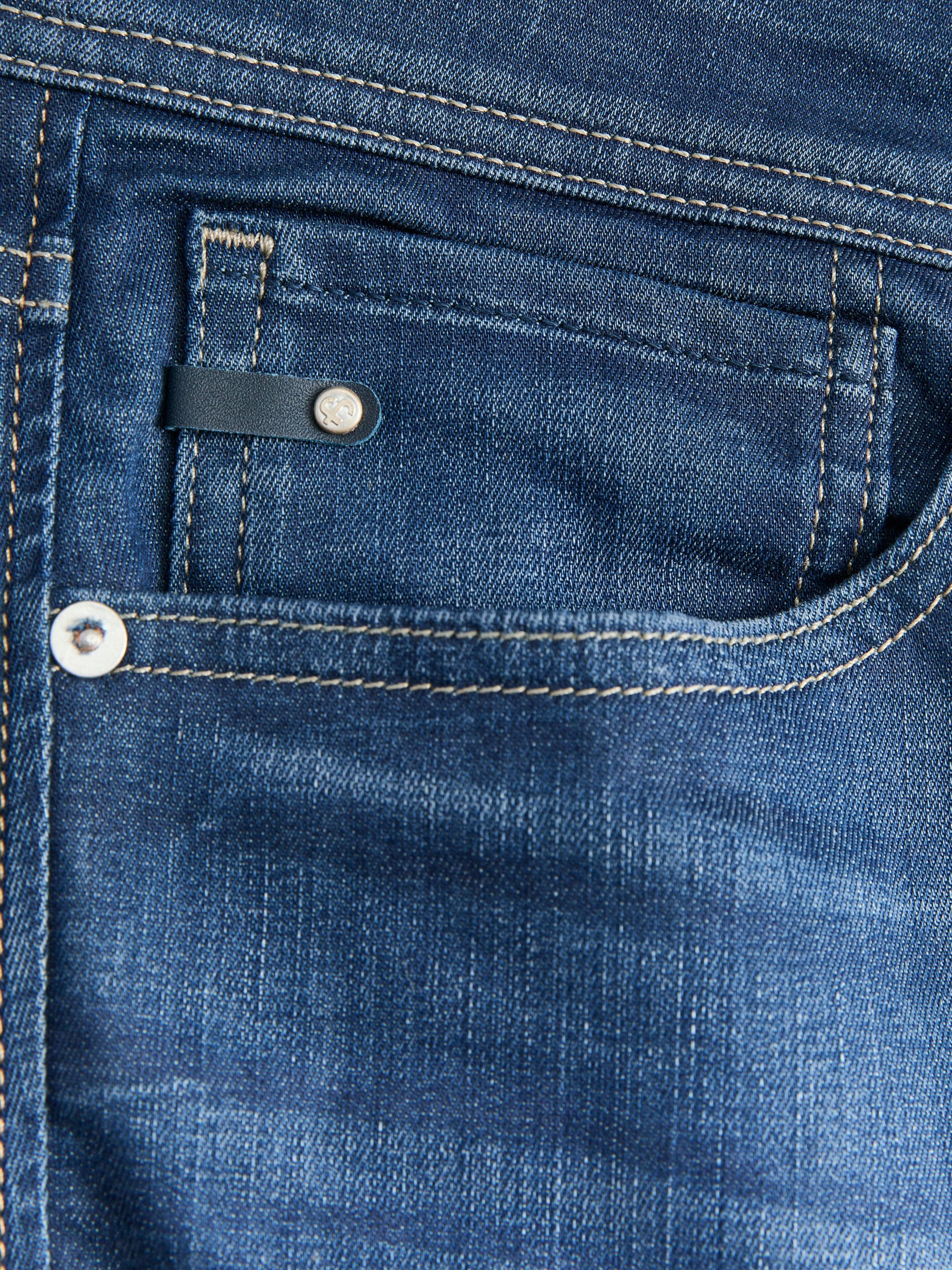 Jack & Jones »JJICLARK mit Used-Look und Stretch für den Alltag« mit Abriebeffekten