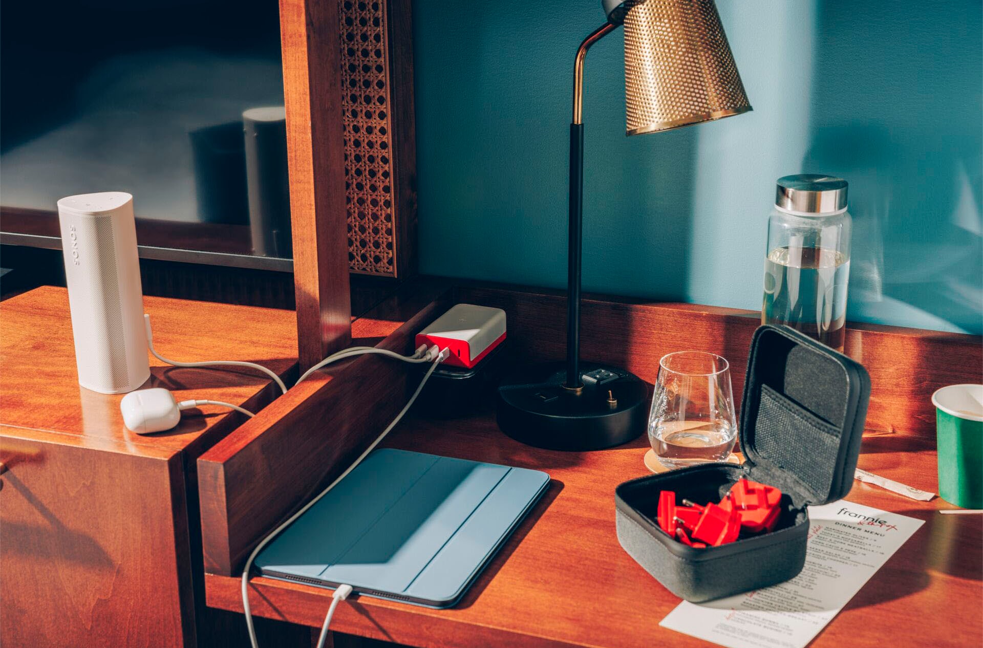 Twelve South USB-Ladegerät »PlugBug Travel 120W with Find My«