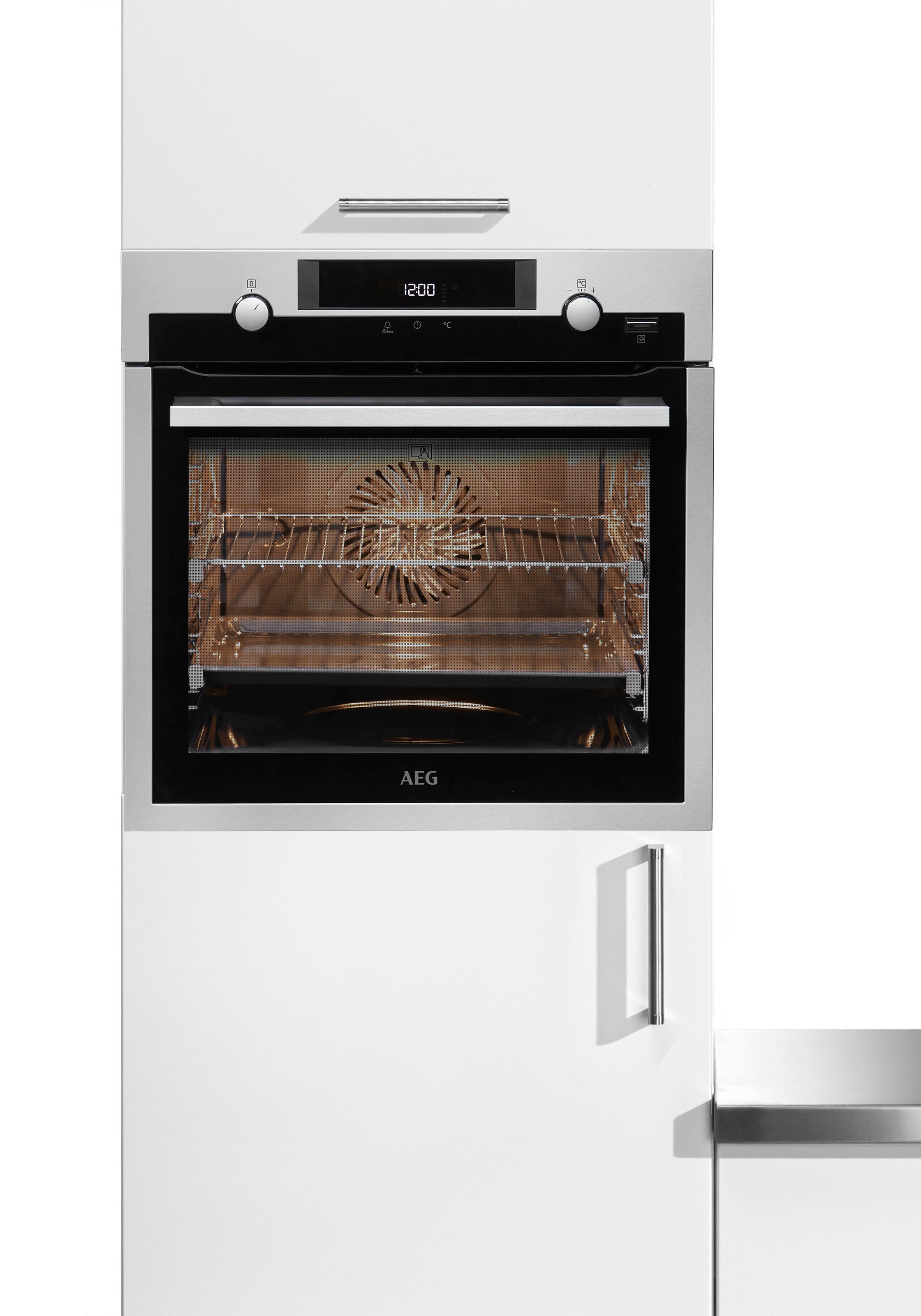 AEG Einbaubackofen »BPC55522BA«, BPE555220M, mit Backauszug, Pyrolyse-Selbstreinigung, SteamBake - Feuchtigkeitszugabe