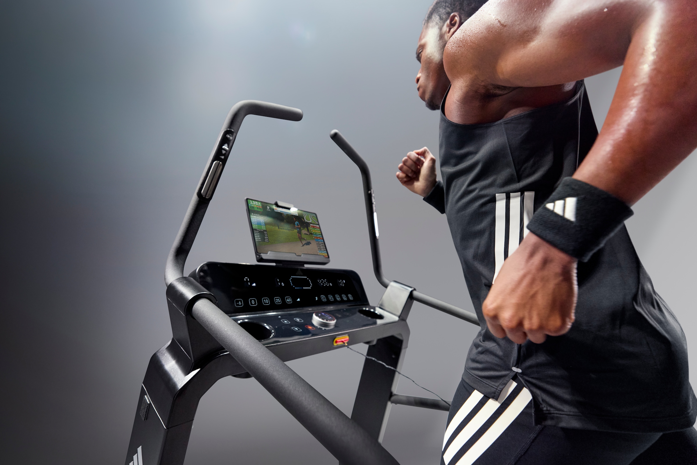 adidas Performance Laufband »adidas T-800 High Incline Laufband« Climb Mode, Apps, LED Beleuchtung, Stufenlose Steigung bis 40 %