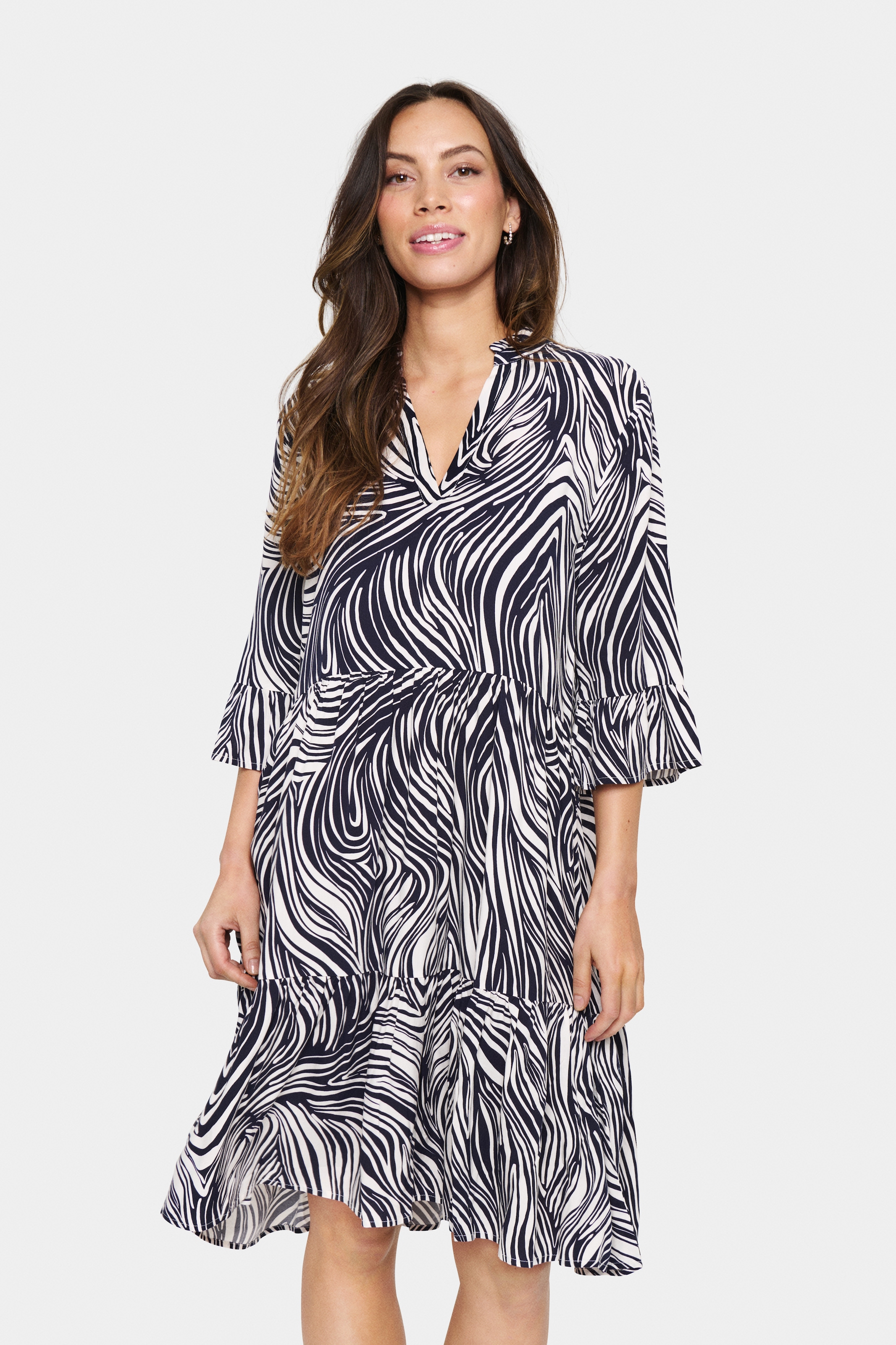 Saint Tropez Blusenkleid »EdaSZ Dress« Sommerkleid, Tunikakleid mit Volant und 3/4 Ärmel