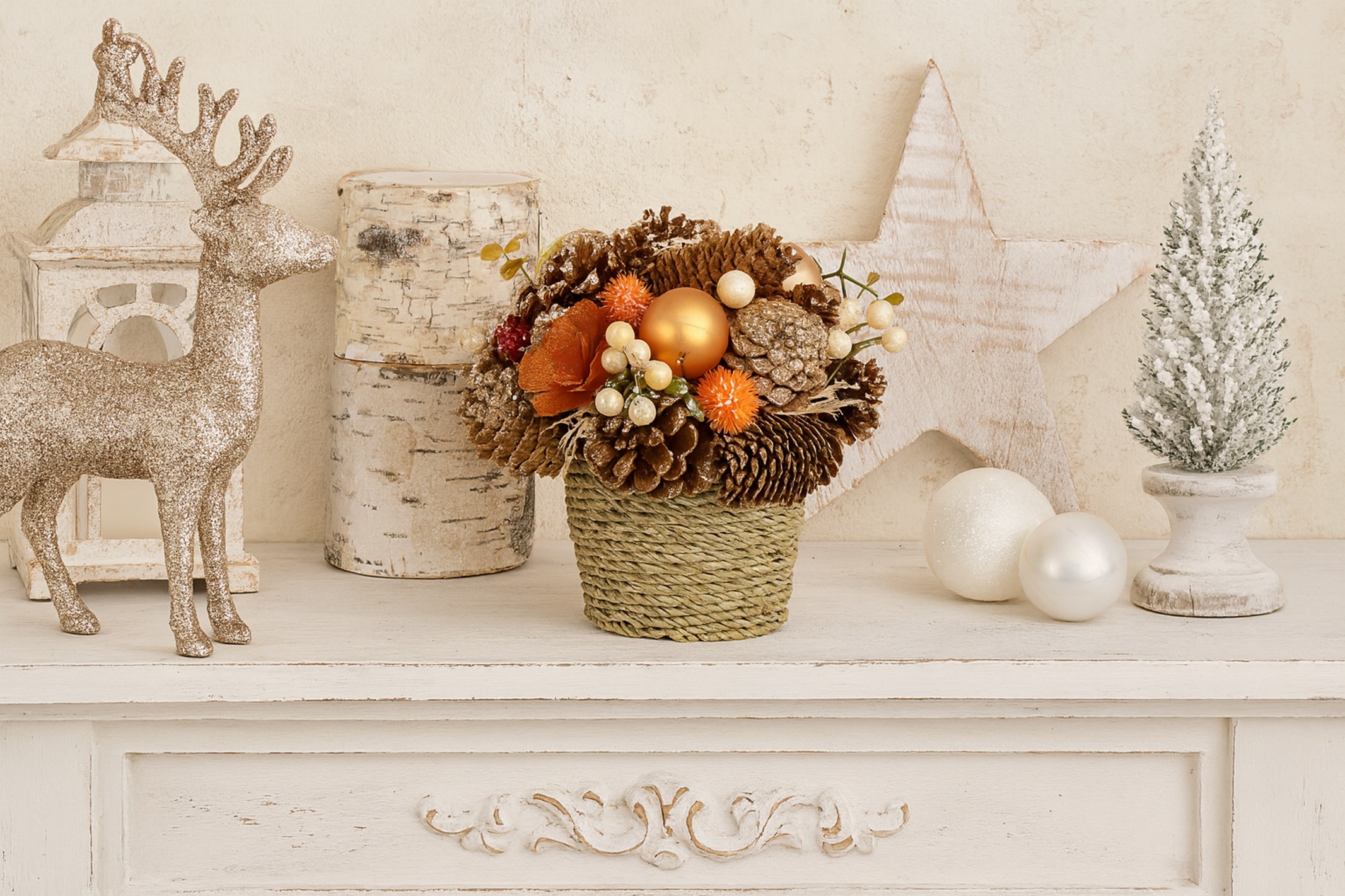 I.GE.A. Kunstblume »Natur-Gesteck Zapfen« Trockenblumen Christbaumkugeln Be günstig online kaufen