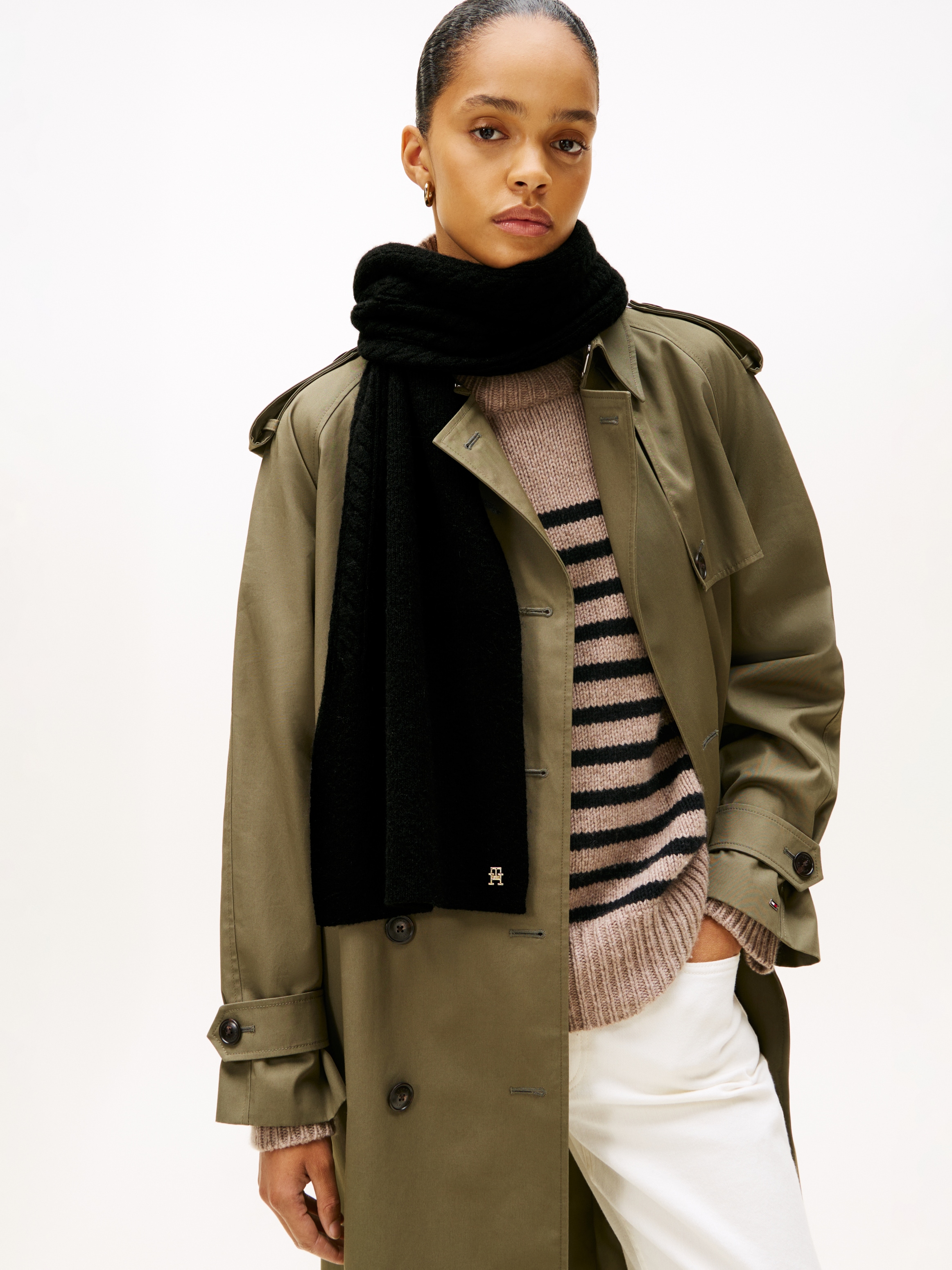 Tommy Hilfiger Schal »ELEVATED CHIC FLUFFY«, aus Zopfstrick, ca. 190 x 35 cm, flauschig
