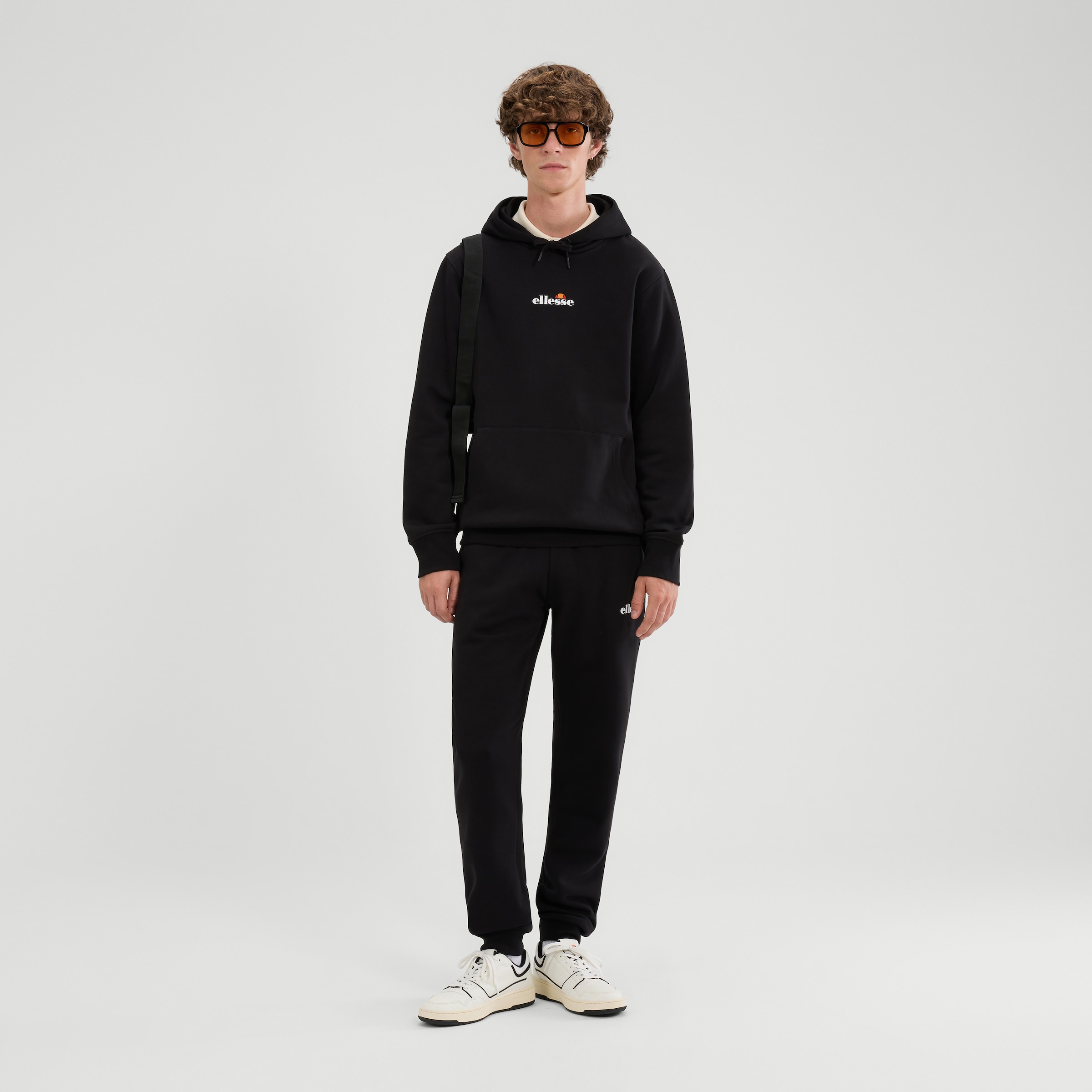 Ellesse Kapuzensweatshirt »PERSHUTA 2 OH HOODY«, mit Kängurutasche
