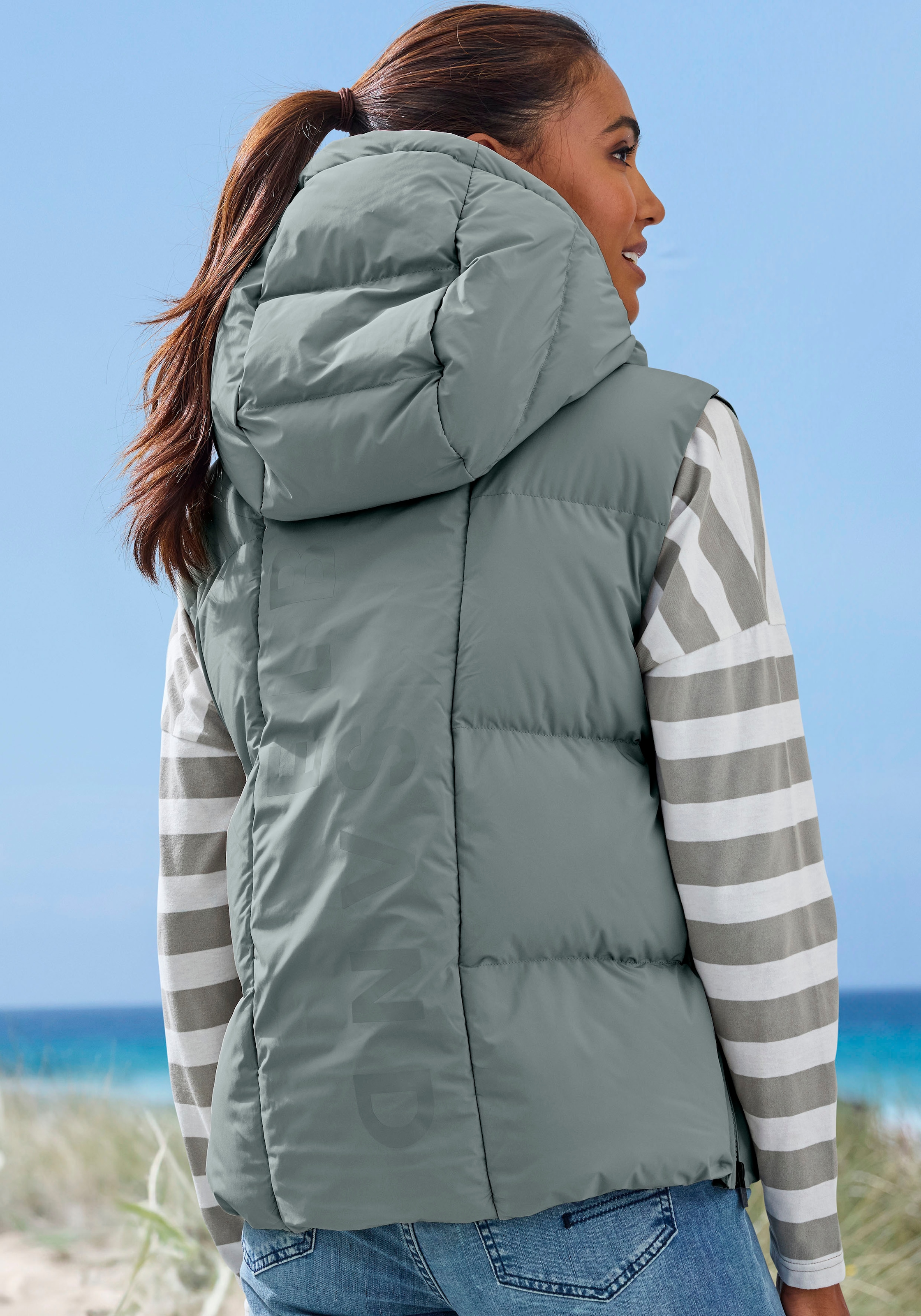 Elbsand Steppweste mit großem Logoprint auf dem Rücken