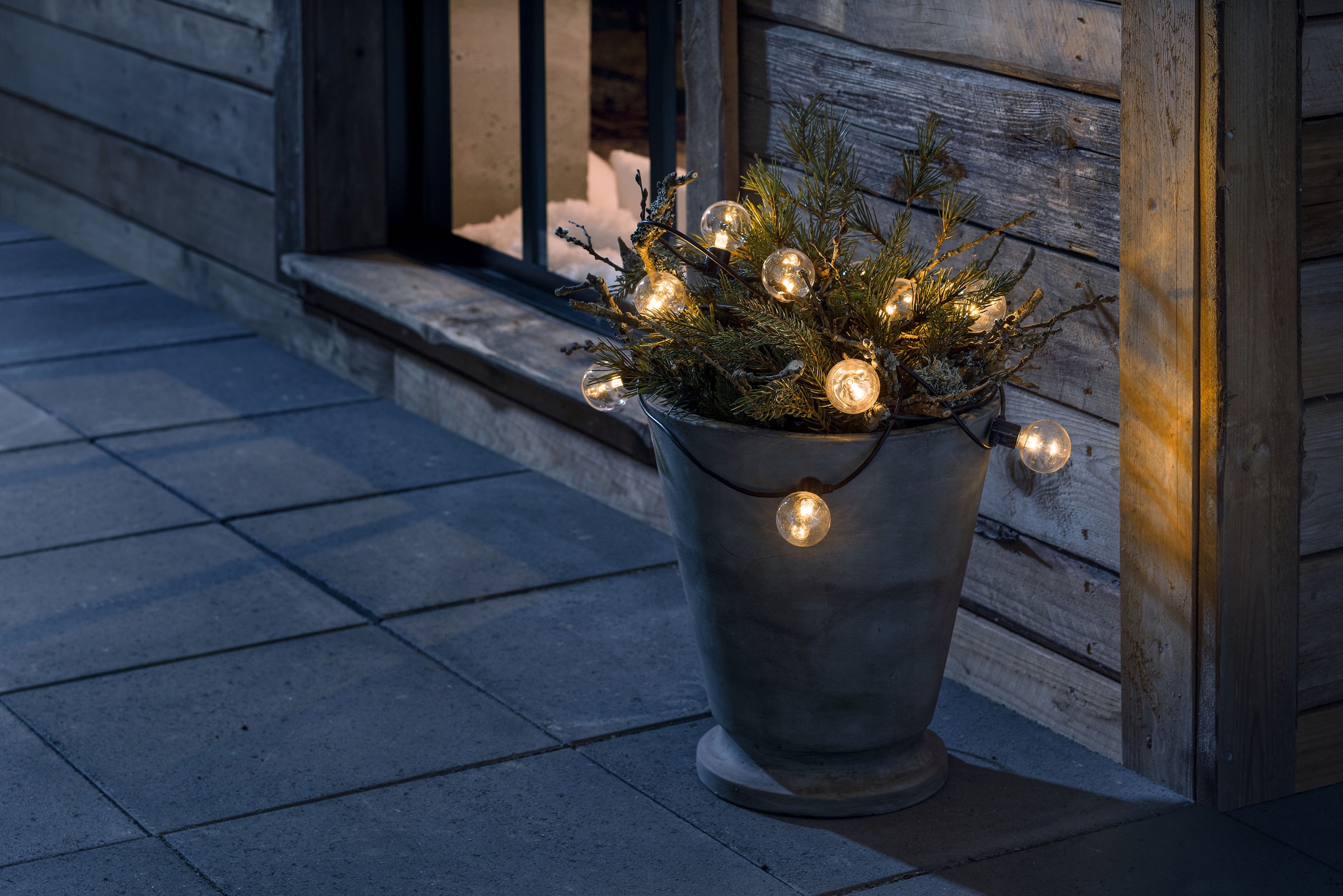 KONSTSMIDE LED-Lichterkette »Weihnachtsdeko aussen«, 20 St.-flammig, LED Biergartenkette, 20 klare Birnen / 40 bernsteinfarbene Dioden