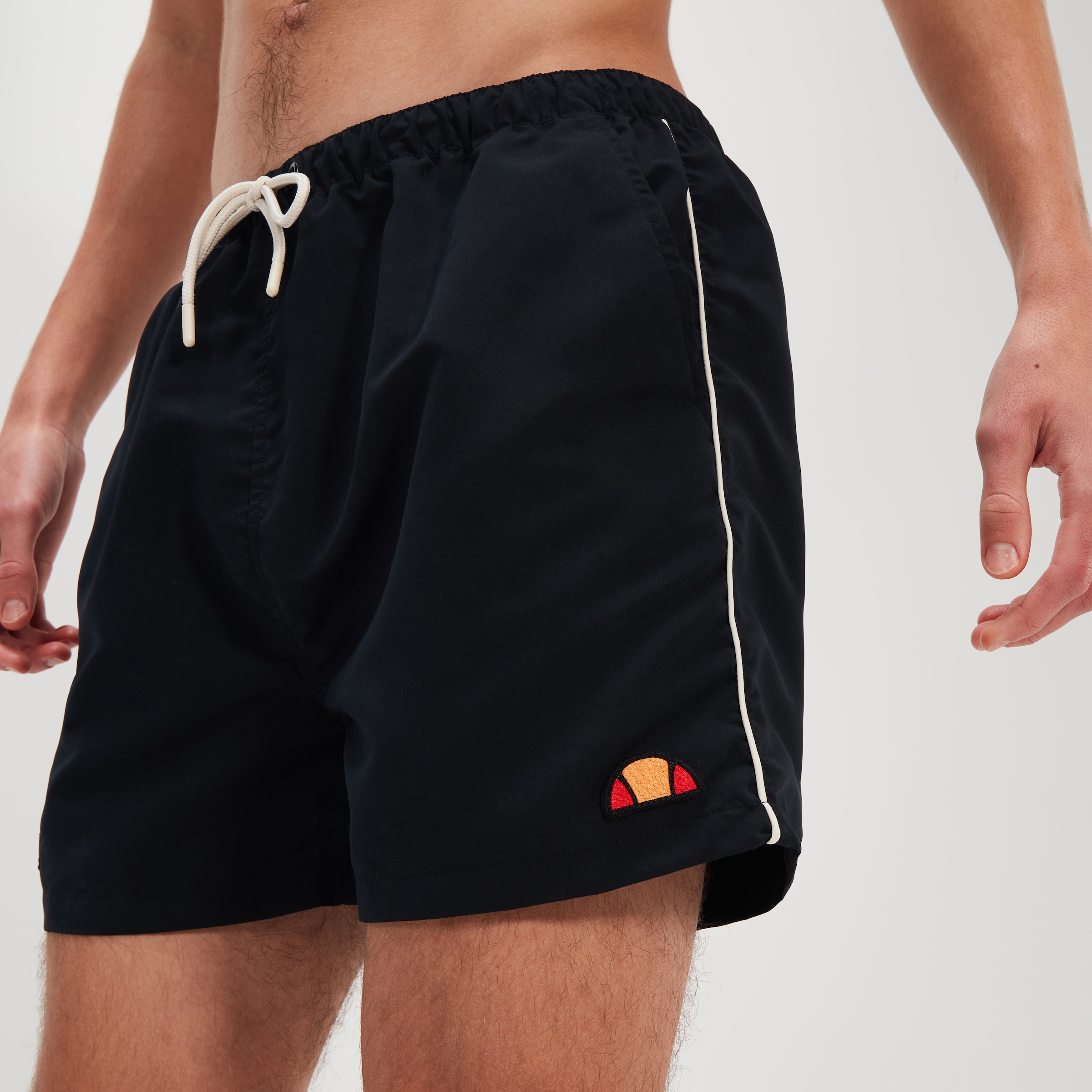 Ellesse Badehose »DEM SLACKERS SWIM SHORT« mit Logostickerei, aus Polyester in Microfaser-Qualität