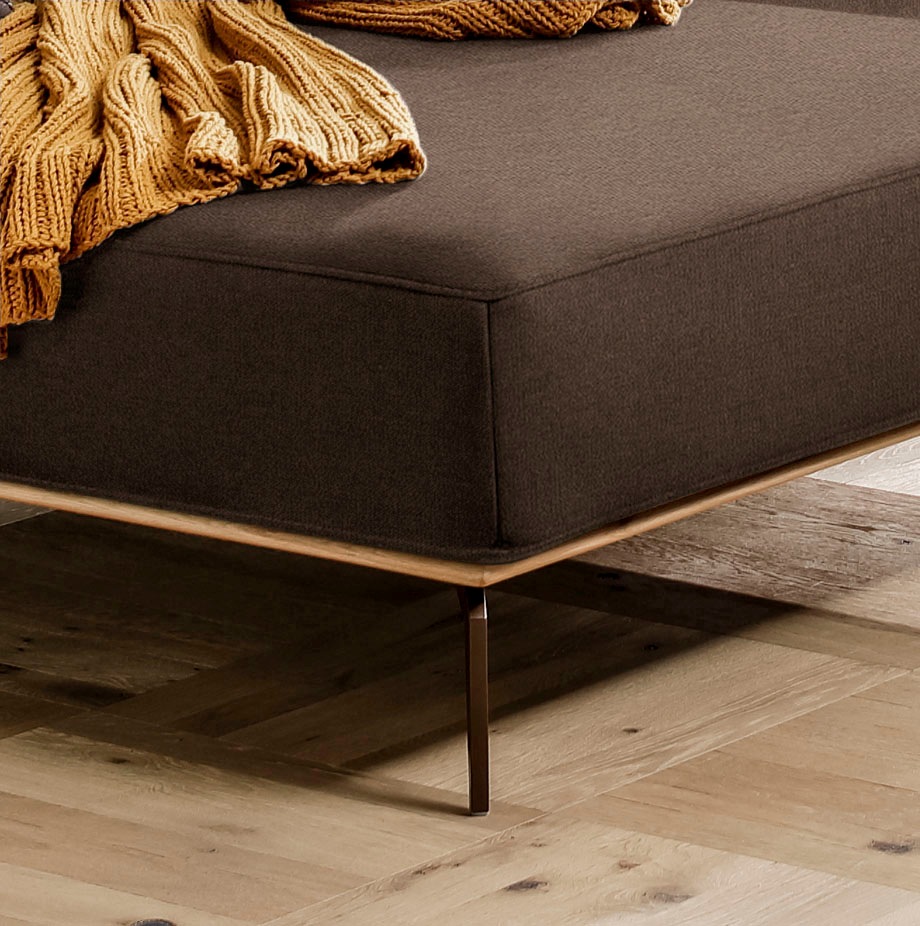 W.SCHILLIG Ecksofa »run, Designsofa mit tollem Sitzkomfort, L-Form«, mit Holzsockel, Füße in Bronze pulverbeschichtet, Breite 299 cm