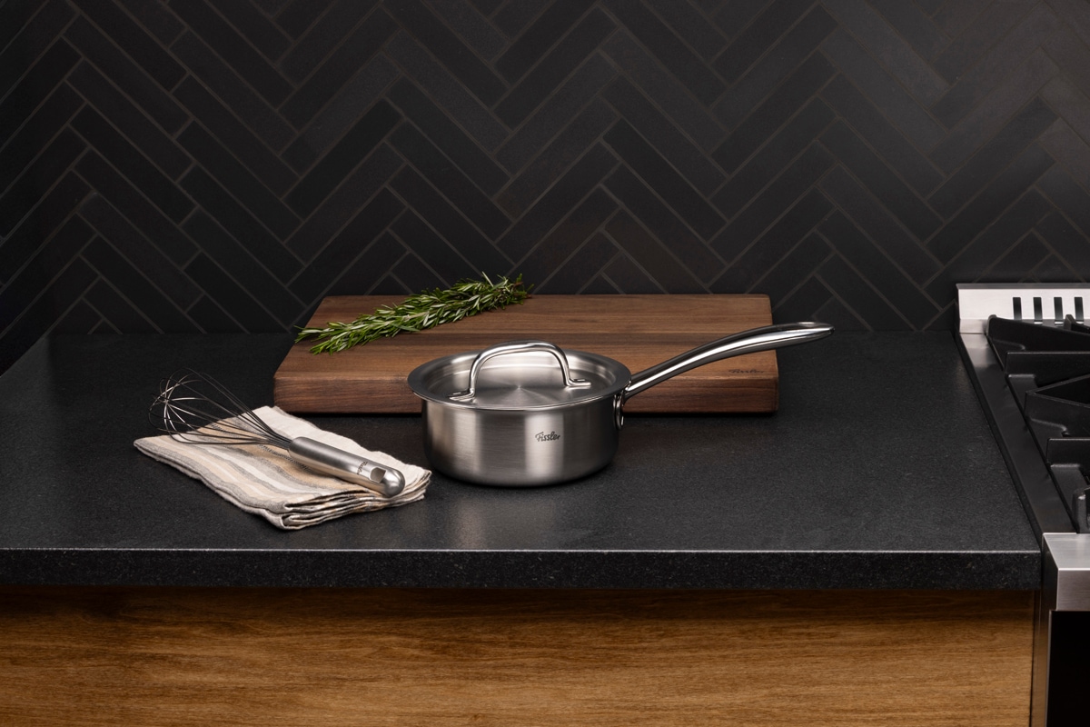 Fissler Kasserolle »M5 Pro-Ply Stielkasserolle  mit Metalldeckel« 1 tlg. Edelstahl 18/10