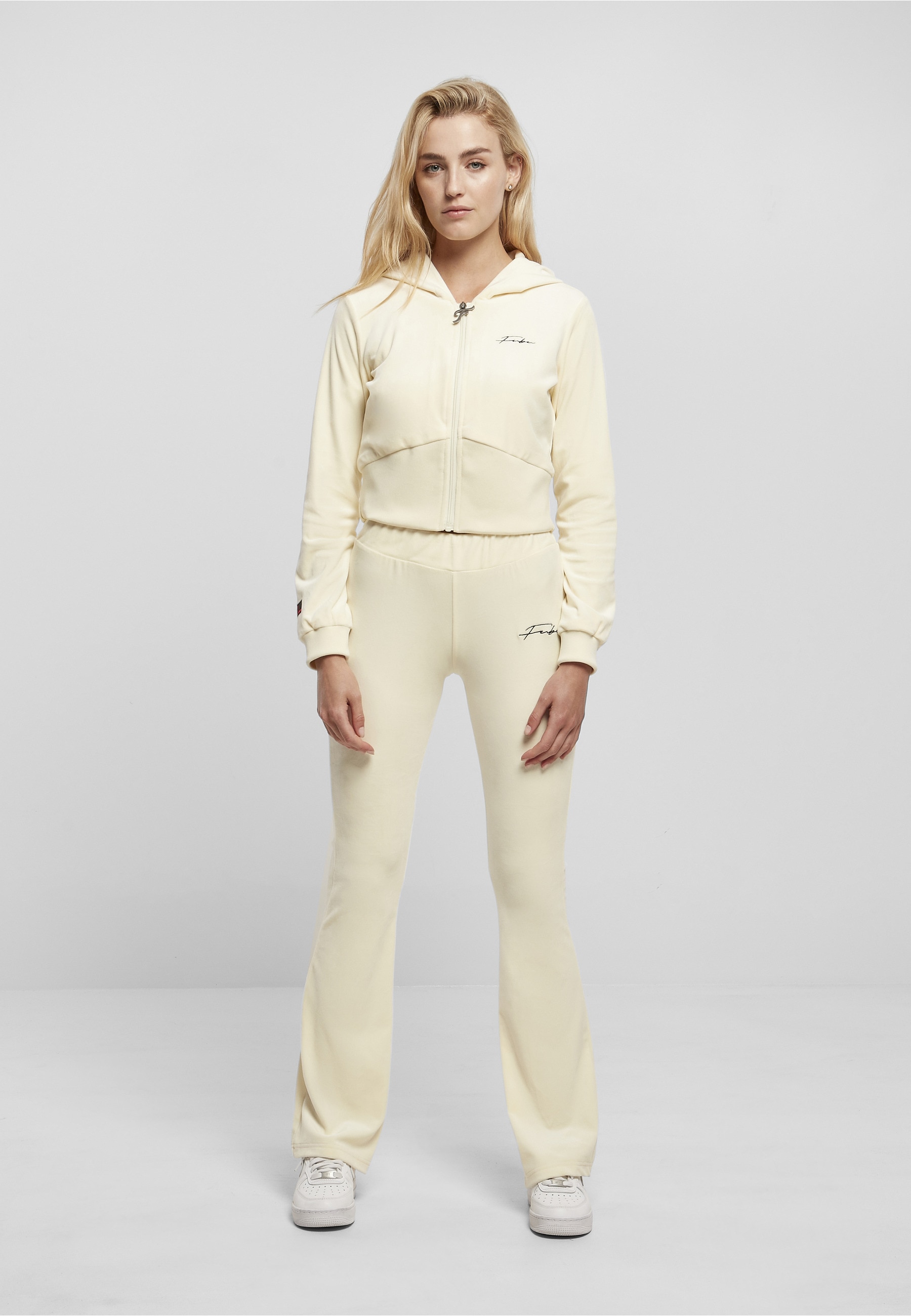 Fubu Kapuzensweatshirt »Fubu Damen FW224-020-1 Signature Velours Zip Hoodie offwhite«, 1 Stk.
