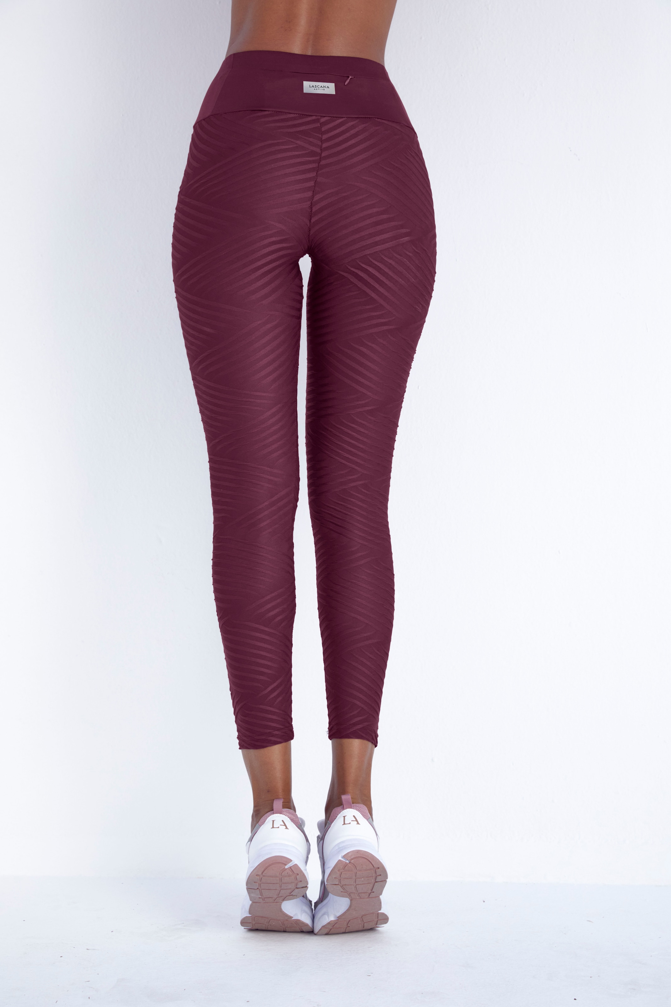 LASCANA ACTIVE Leggings »-Sportleggings«, mit 3D-Struktur, Loungewear