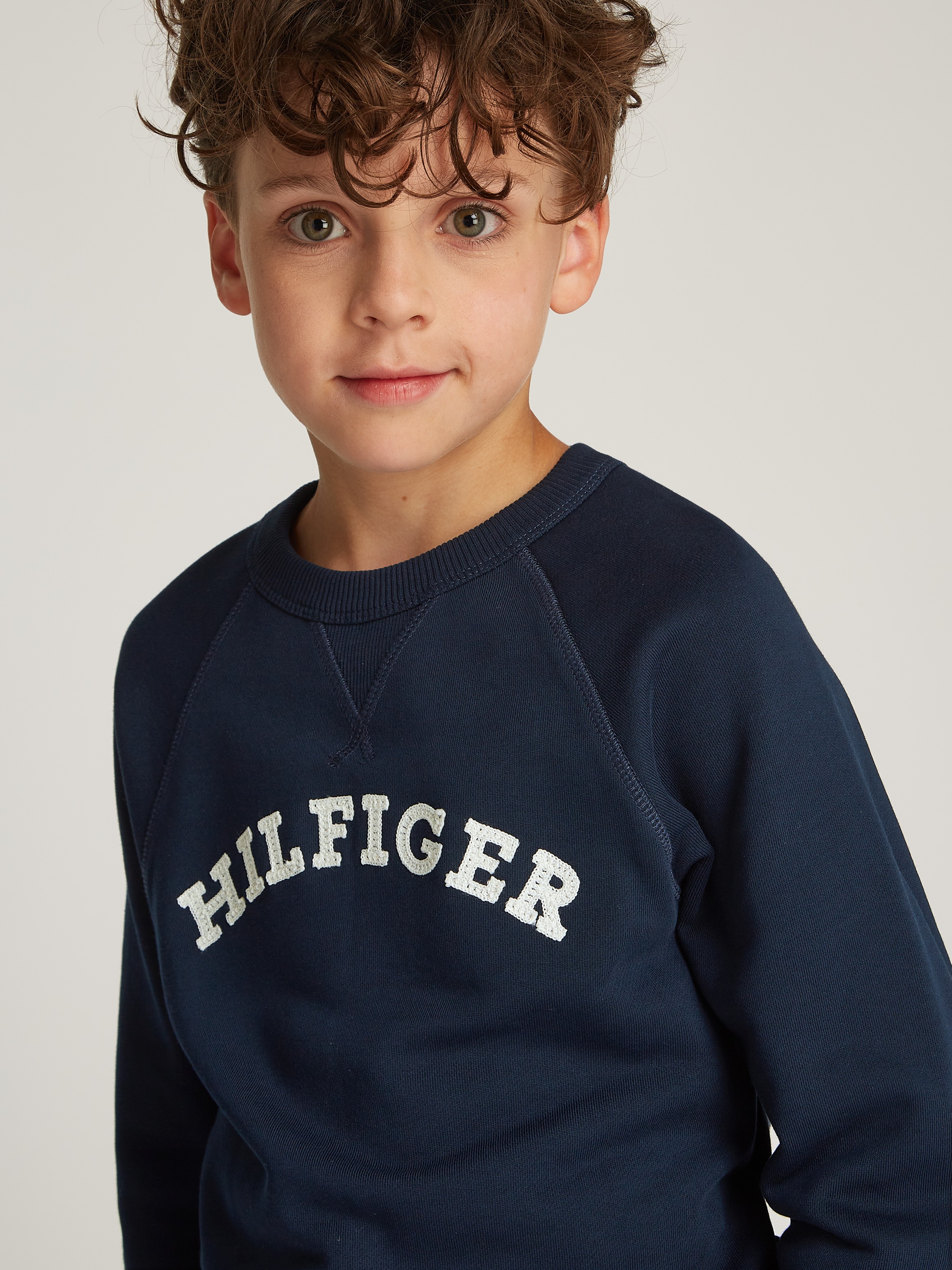 Tommy Hilfiger Sweatshirt »U MONOTYPE SWEATSHIRT«, mit Logo-Schriftzug