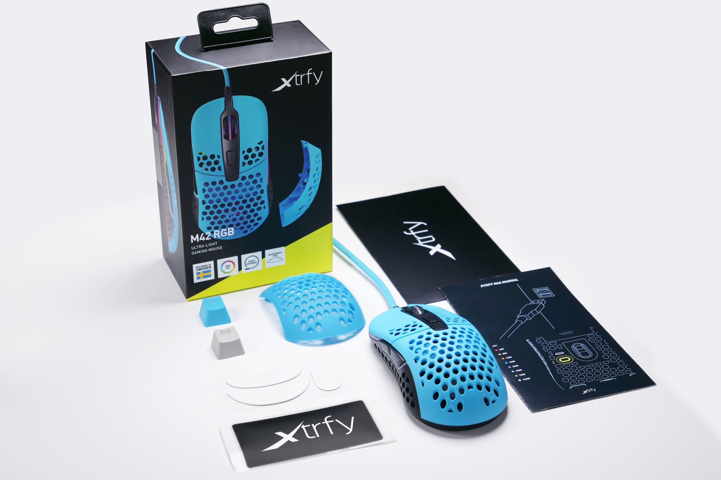 Cherry Xtrfy Gaming-Maus »M42 RGB«, kabelgebunden, ultraleichte Gaming-Maus