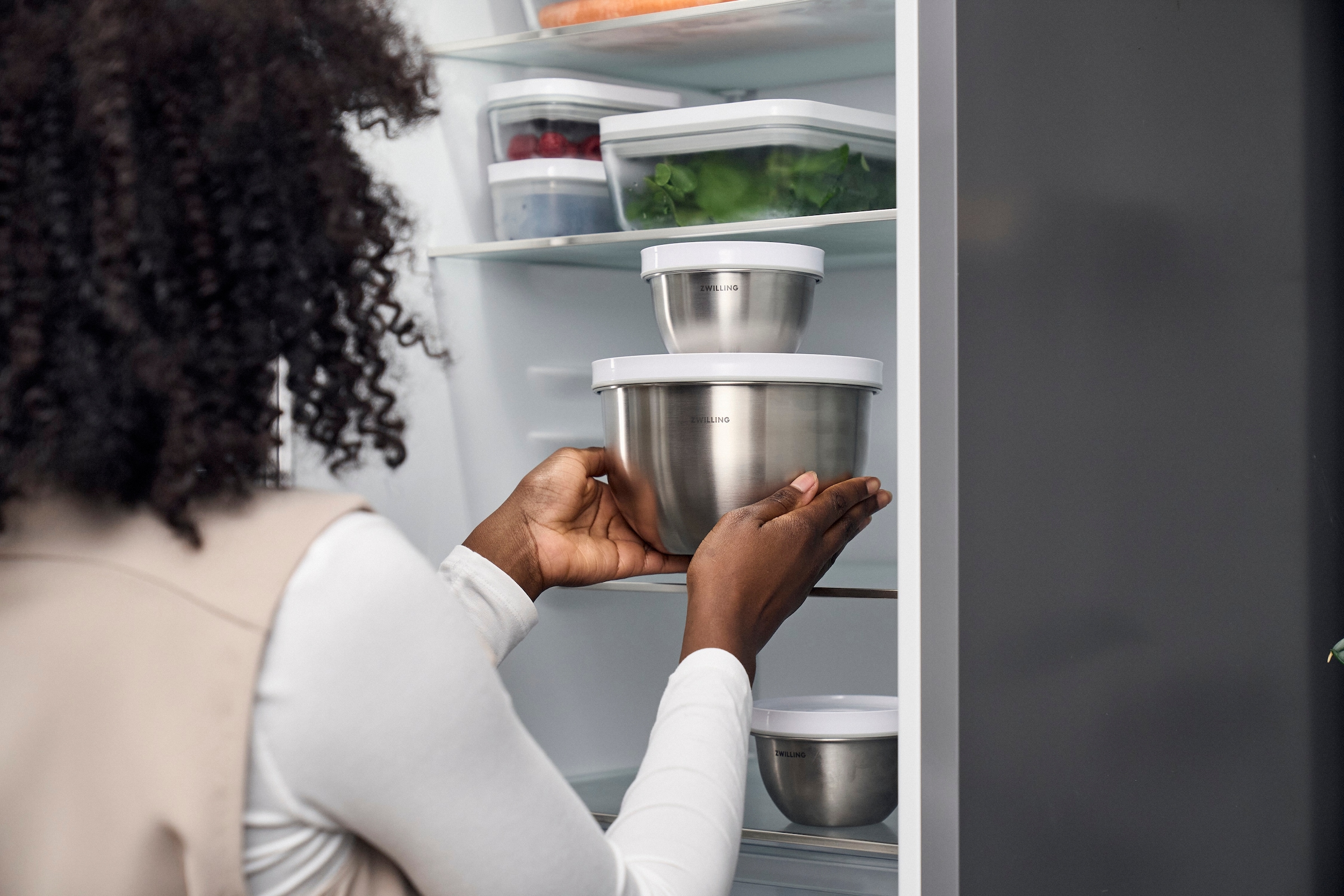 Zwilling Aufbewahrungssystem »Fresh & Save BOWLS«, (Set, 6 tlg., 1 Vakuumschüssel + Deckel (S / 12 cm), (M / 18 cm) + (L / 24 cm), Vakuumschüssel Set S/M/L / 6-tlg., Edelstahl
