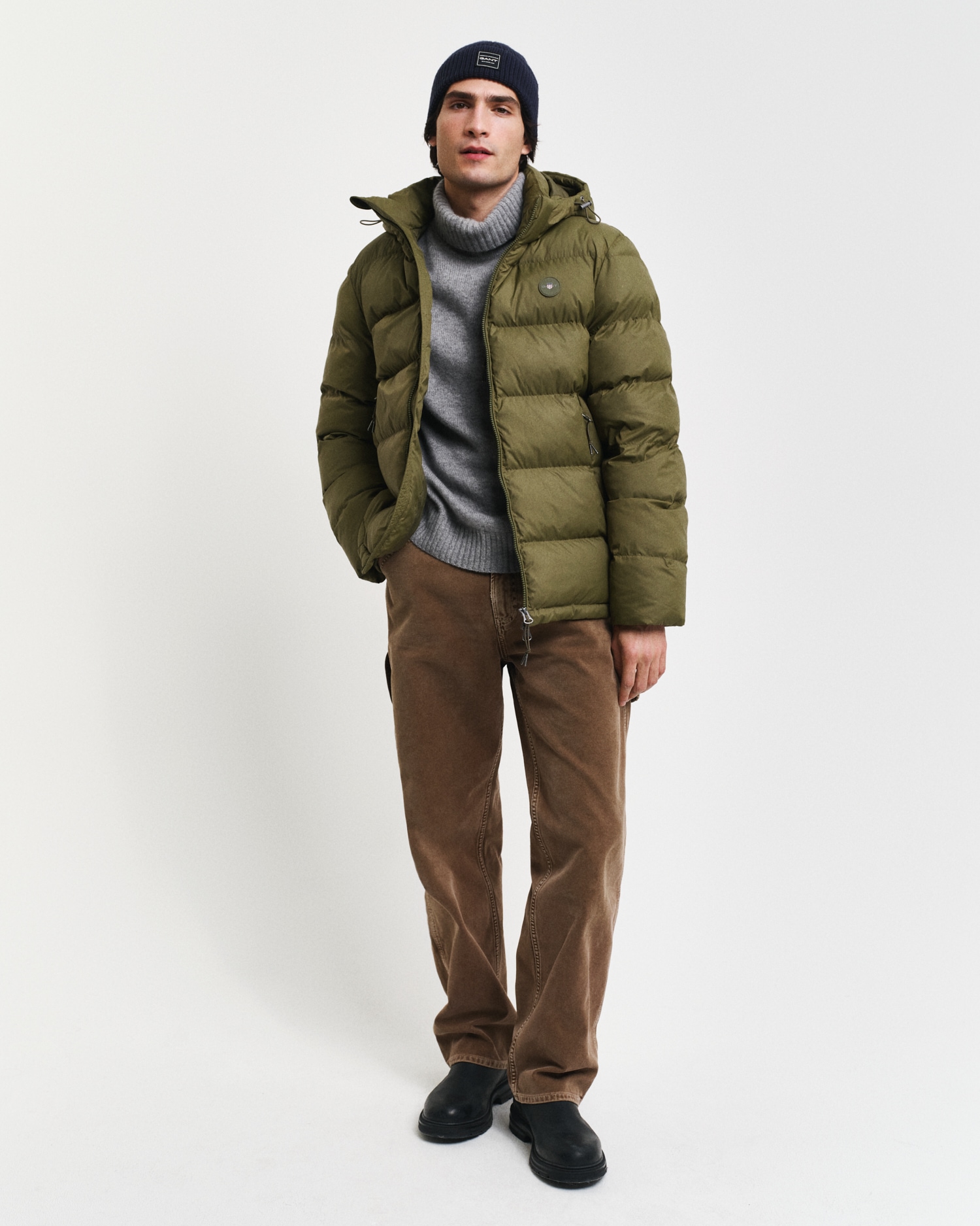 Gant Steppjacke »ACTIVE CLOUD JACKET«, mit Kapuze, Mit Windschutz-Bündchen, Silikon-Markenbadge