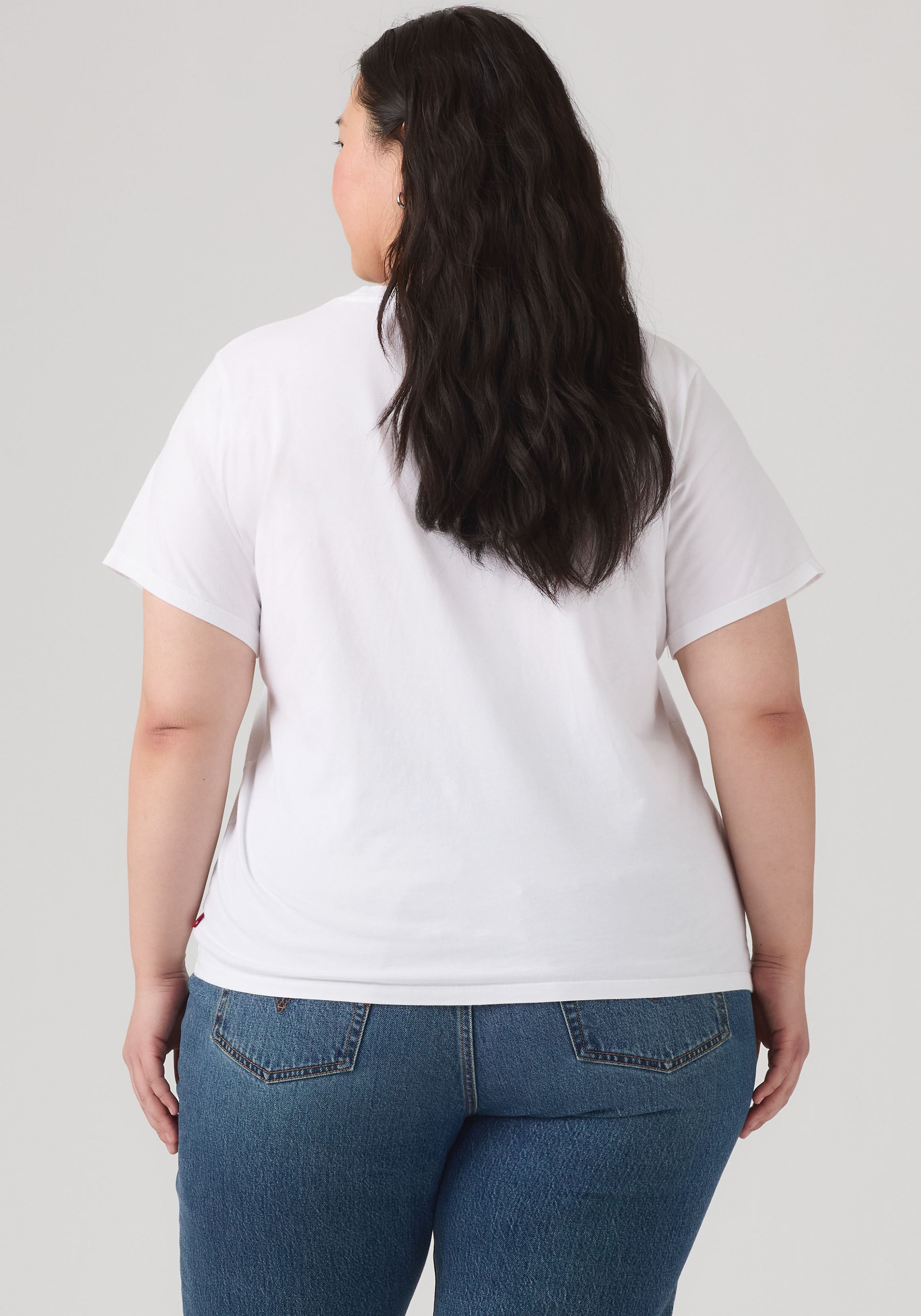Levi's® Plus T-Shirt »PERFECT TEE« Figurumspielende Passform